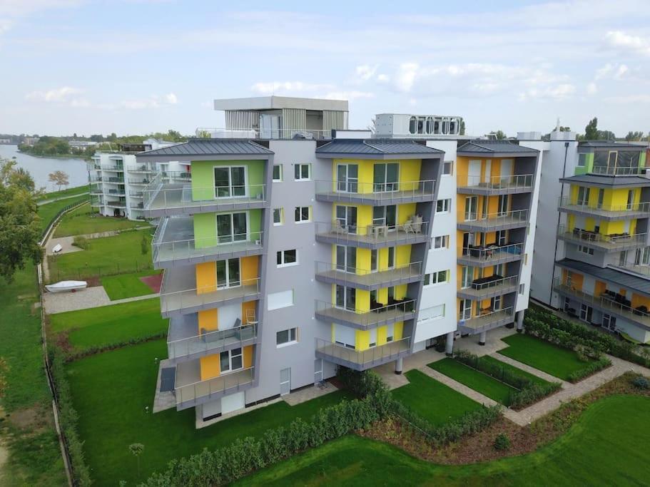Silver Seaside Apartment view 2