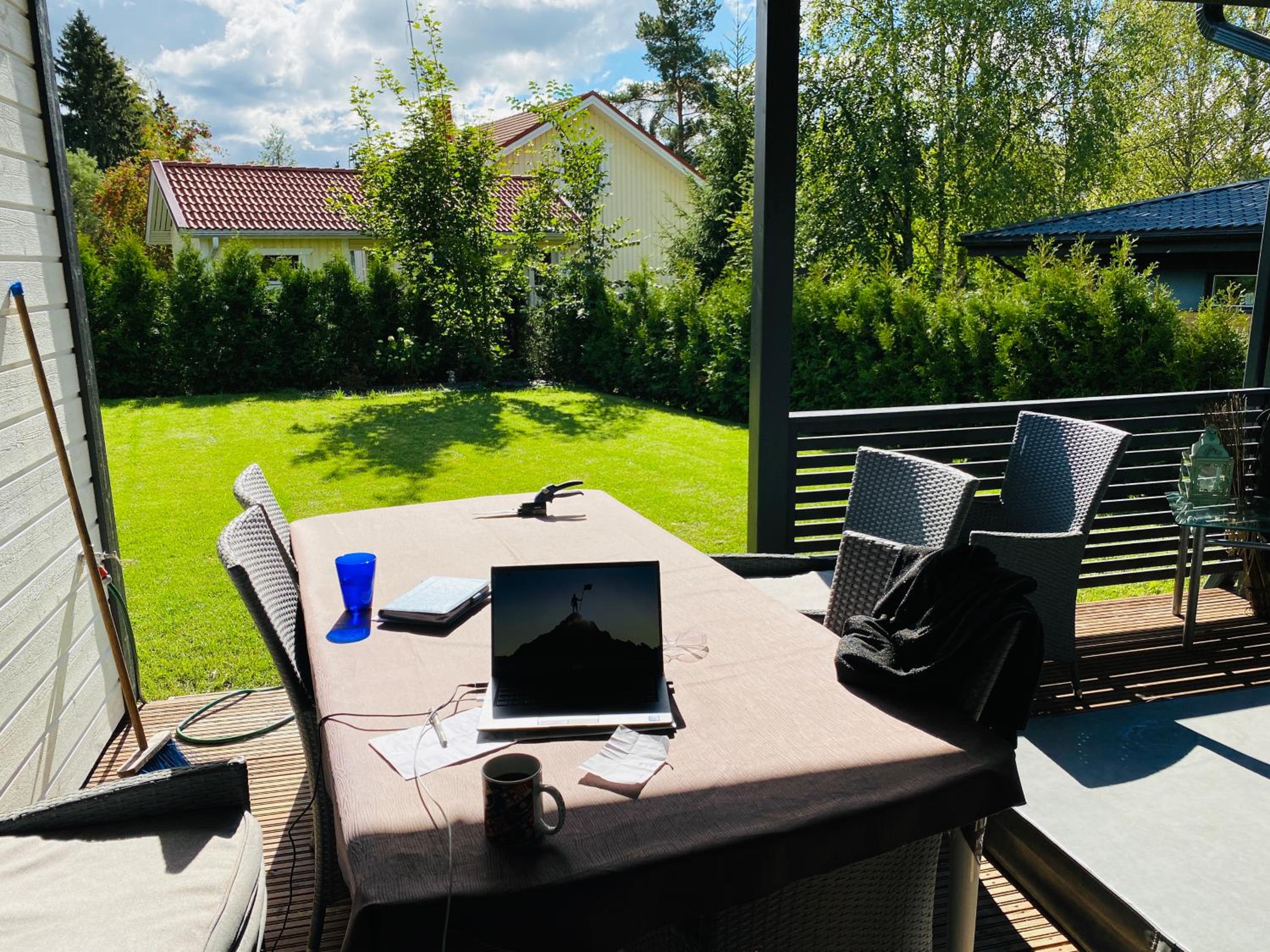 Hotel Hienoa Talo Porealtaalla Lahella Helsinkia Ja Lentokenttaa