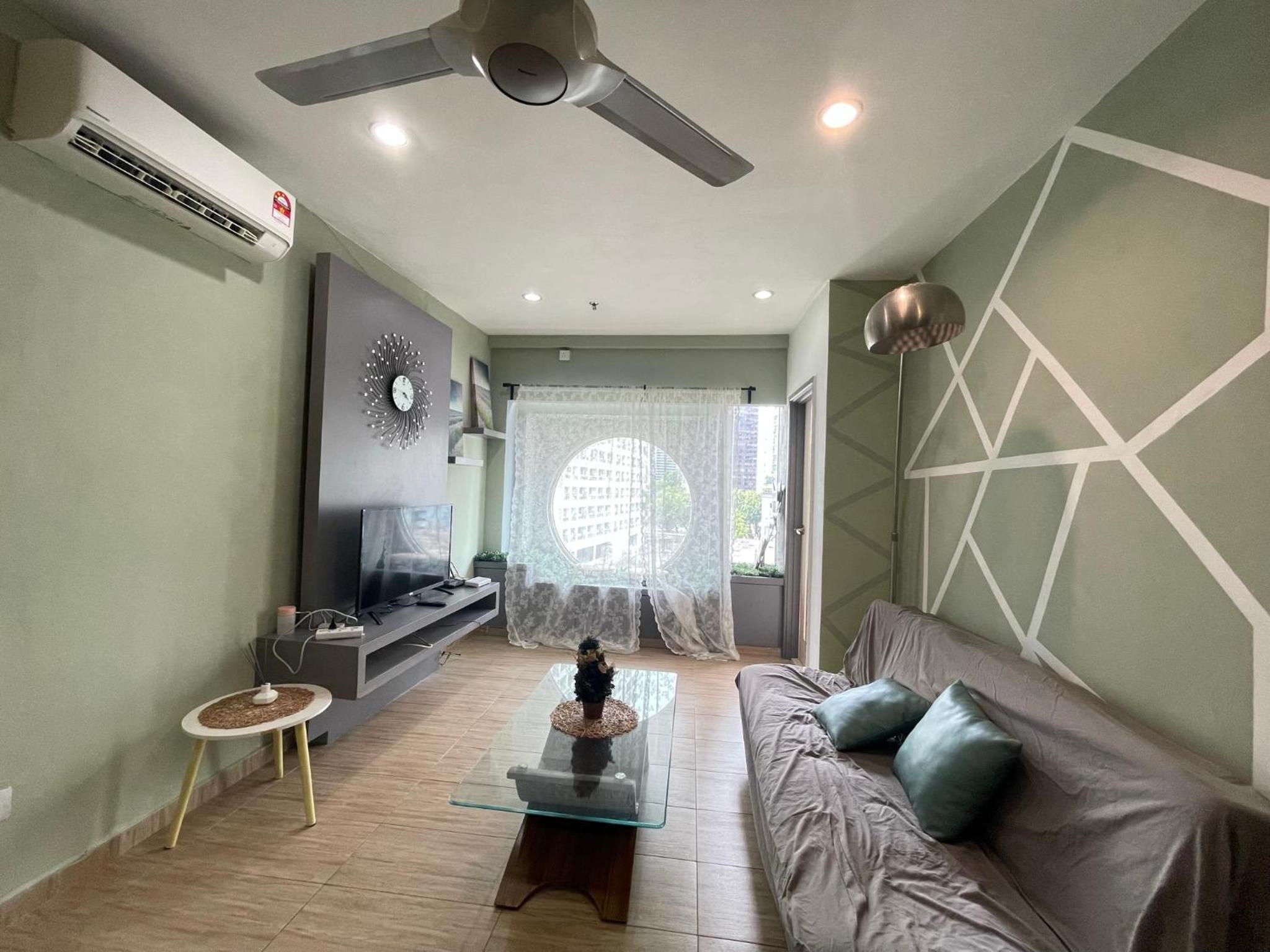 Parkview Suite KLCC, Bernice