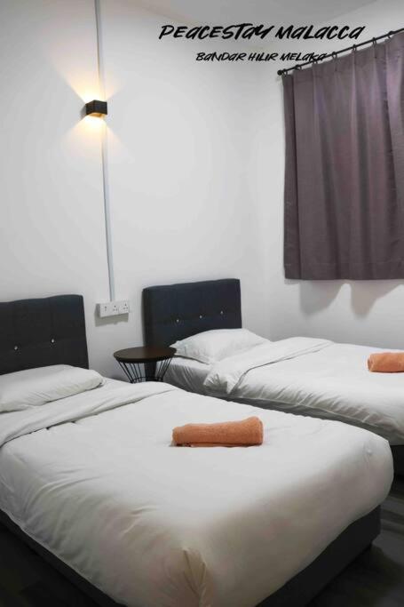 Melaka Town 5min to Mahkota Parade Peacestay 3BR 7-10 Pax Bandar Hilir photo 8