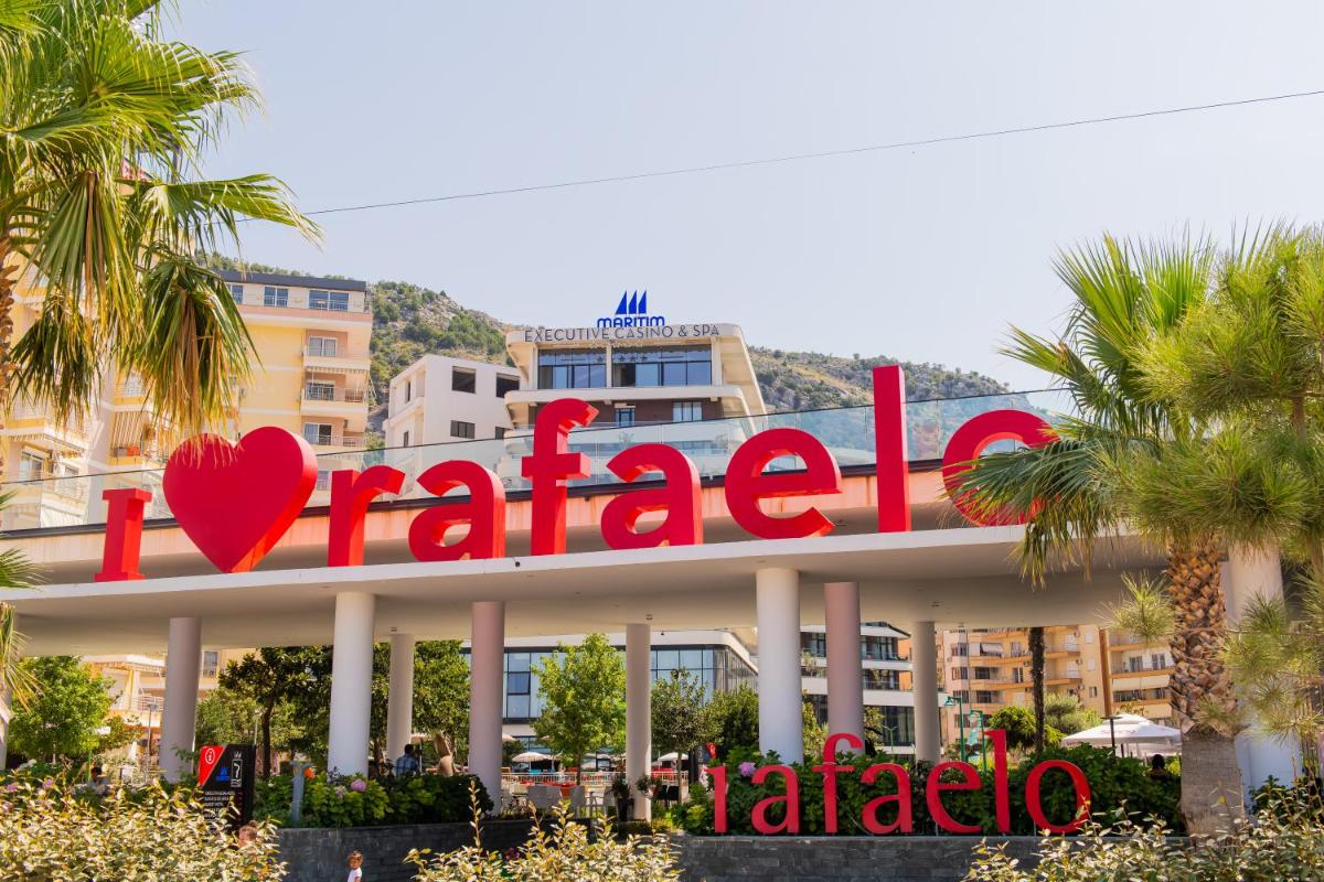 Hotel Rafaelo Comfort & Family - Image 1