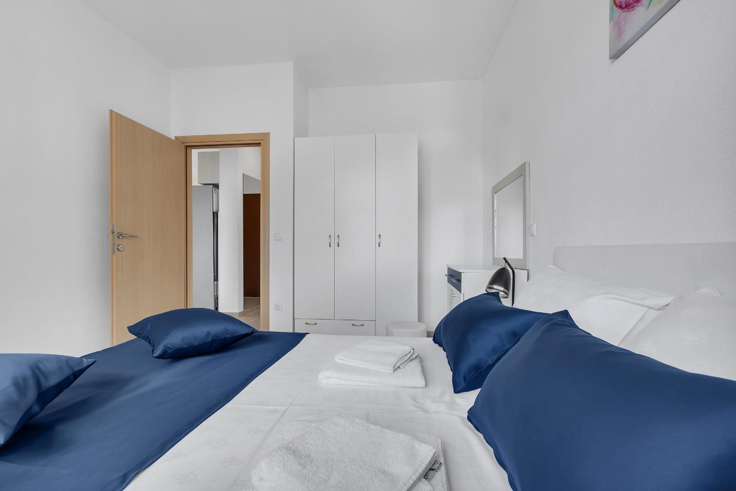 Apartments Lujnovic