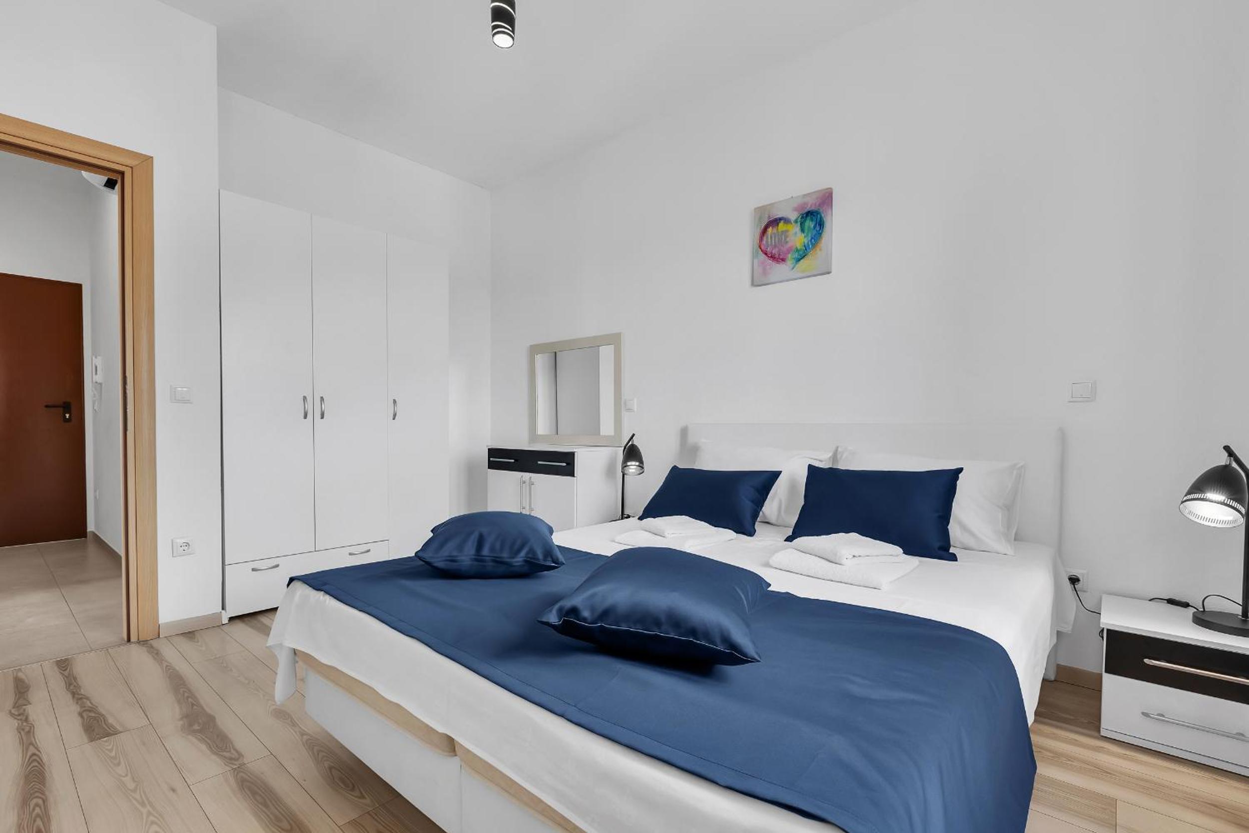 Apartments Lujnovic
