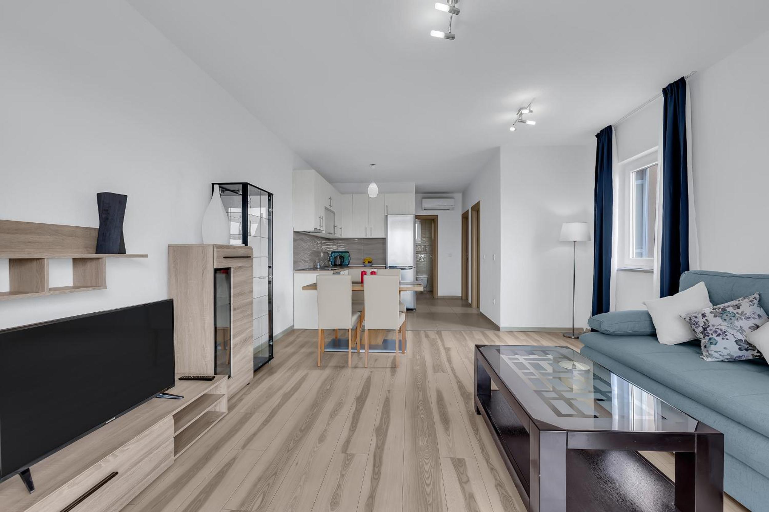 Apartments Lujnovic