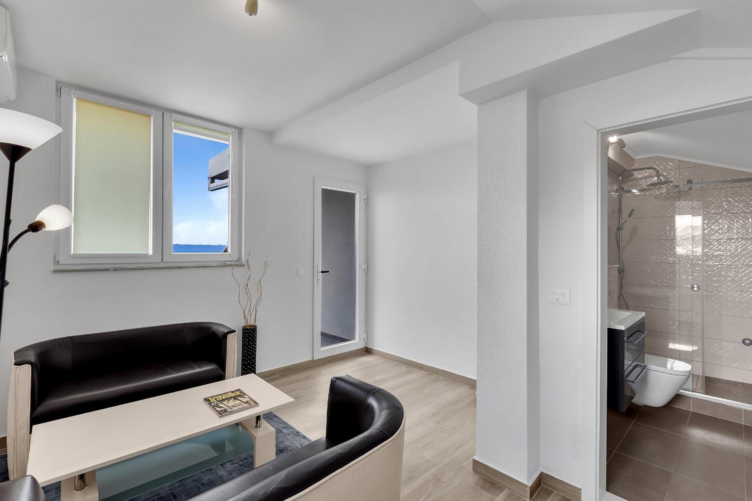 Apartments Lujnovic