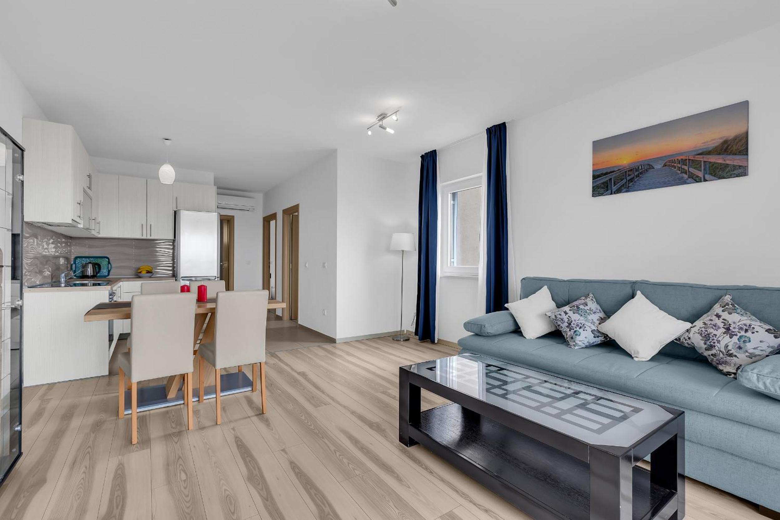 Apartments Lujnovic