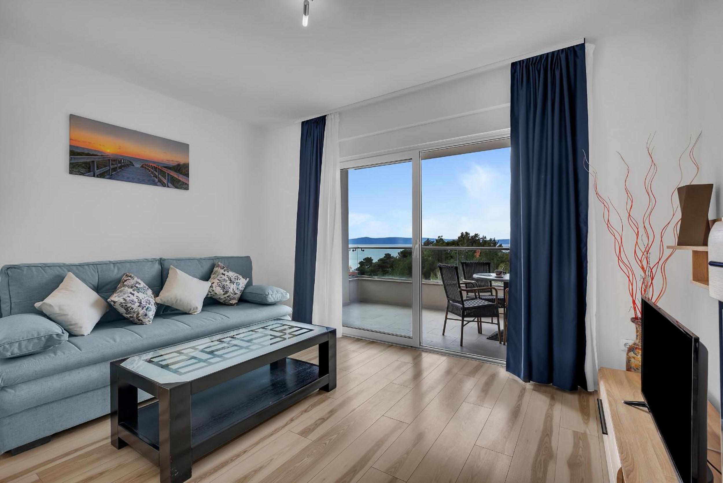 Apartments Lujnovic