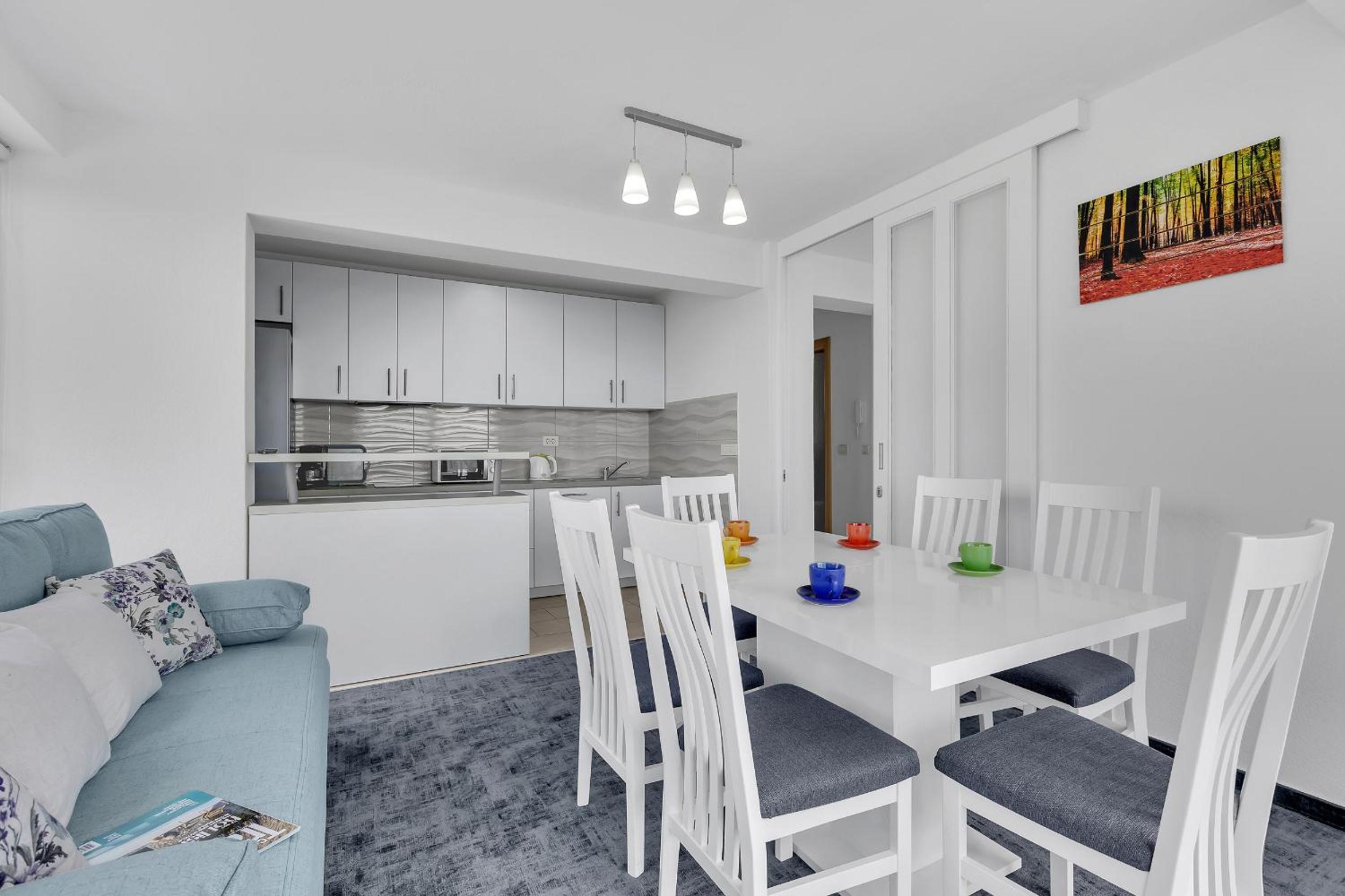 Apartments Lujnovic
