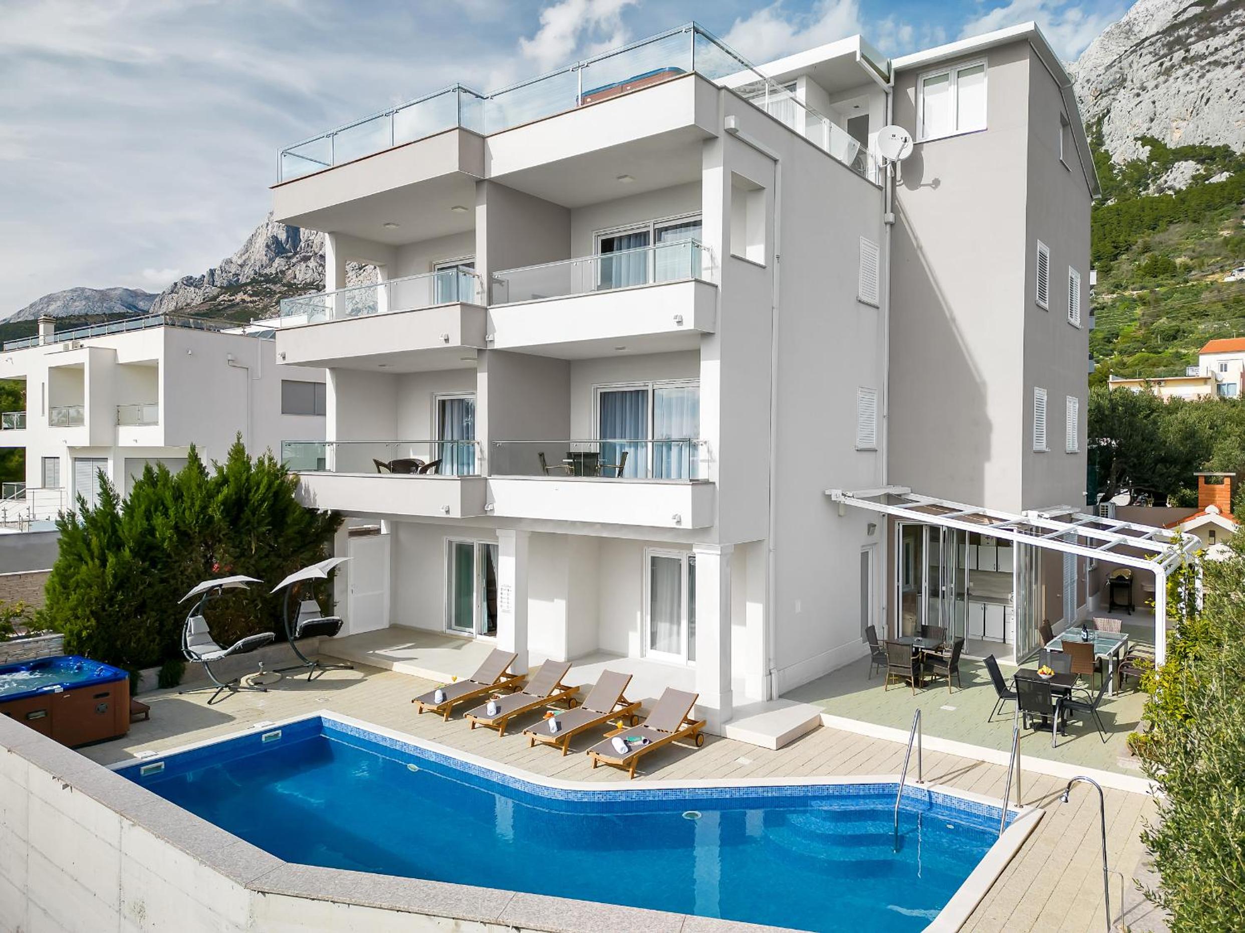 Hotel Lara Apartments