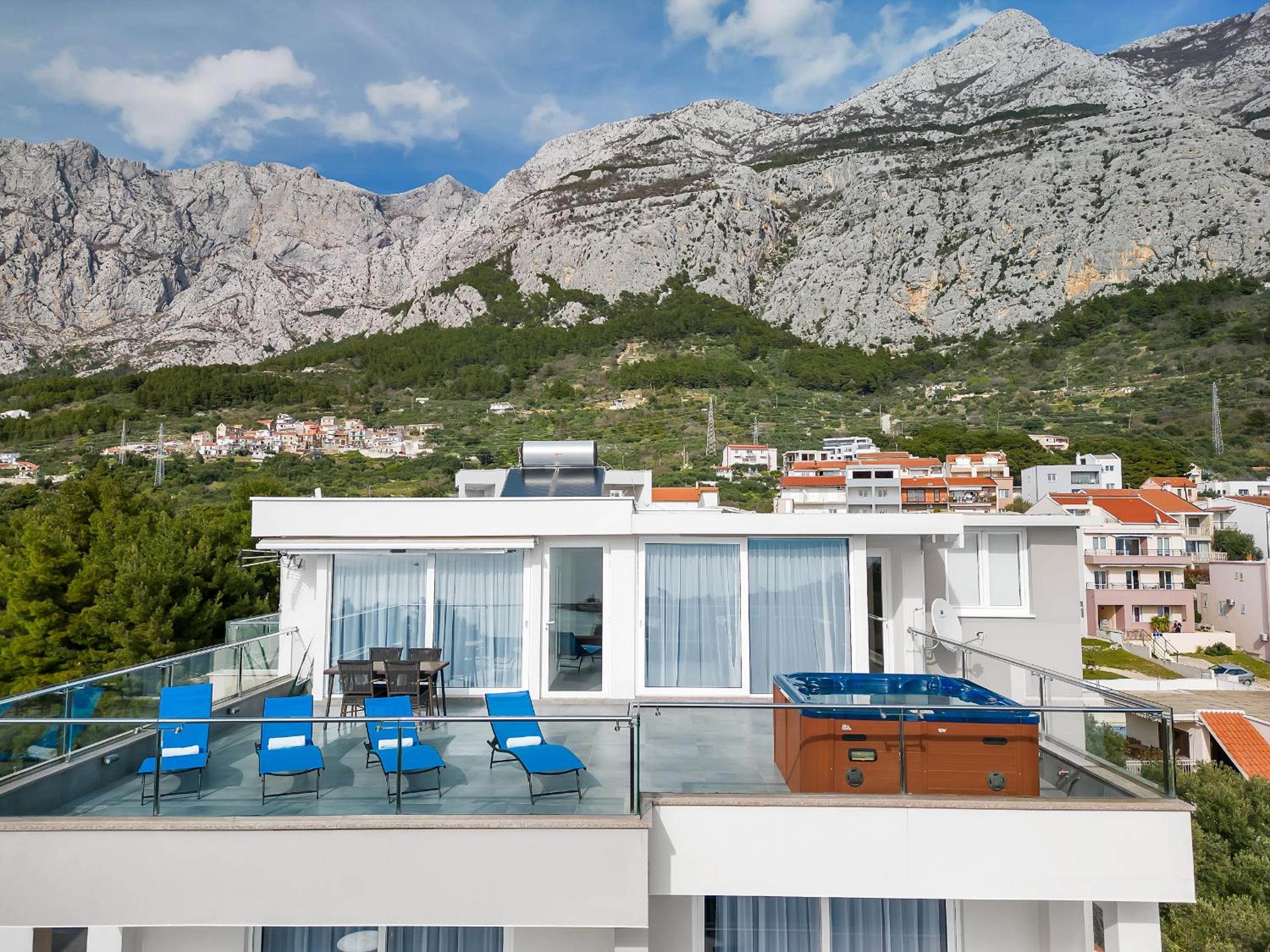 Apartments Lujnovic