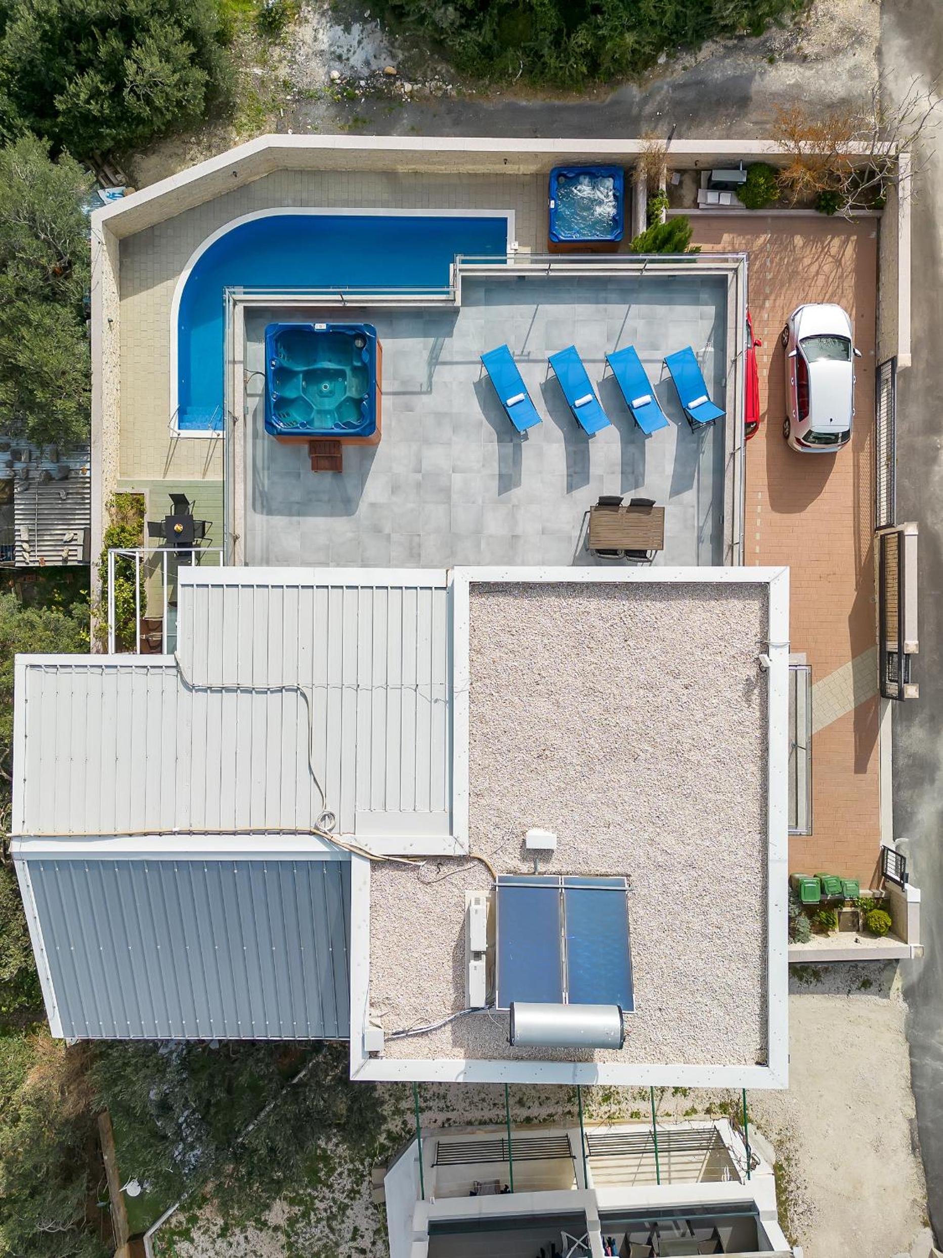 Apartments Lujnovic