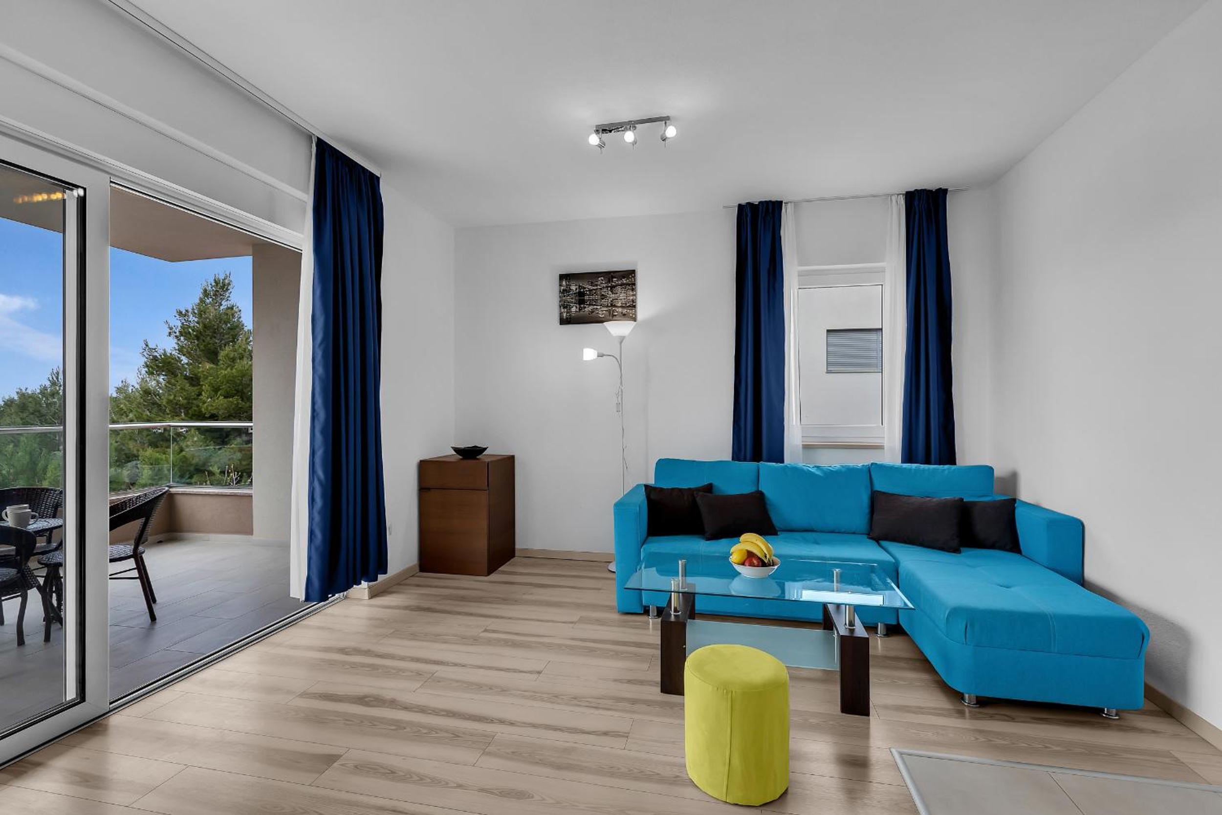 Apartments Lujnovic