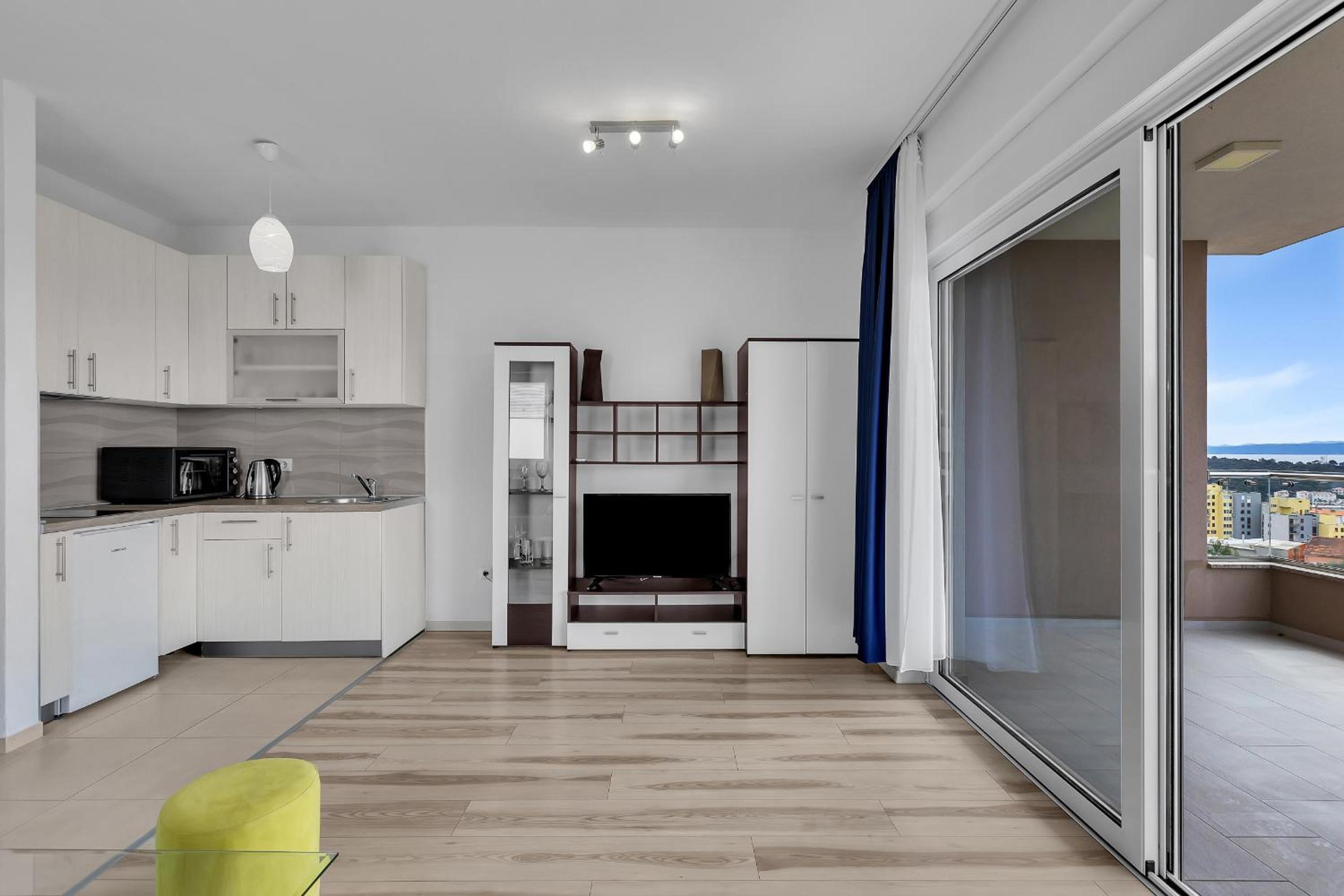 Apartments Lujnovic