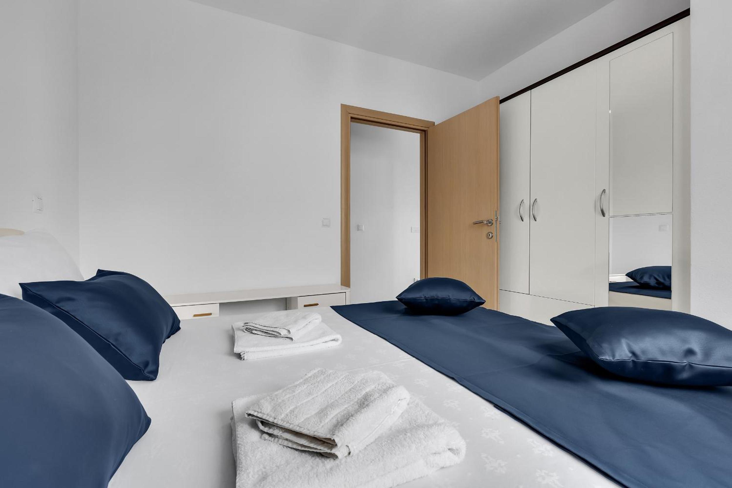 Apartments Lujnovic