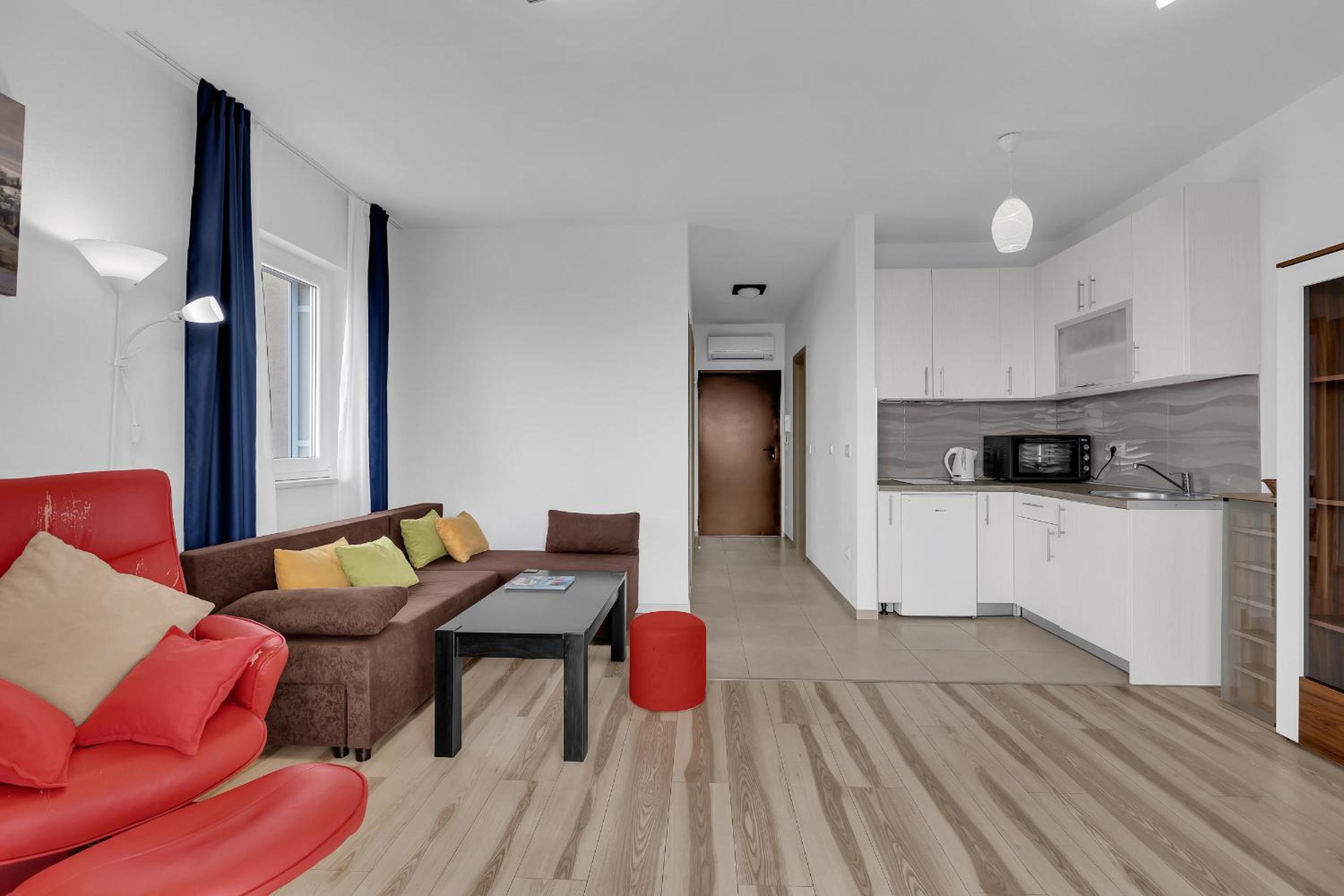 Apartments Lujnovic