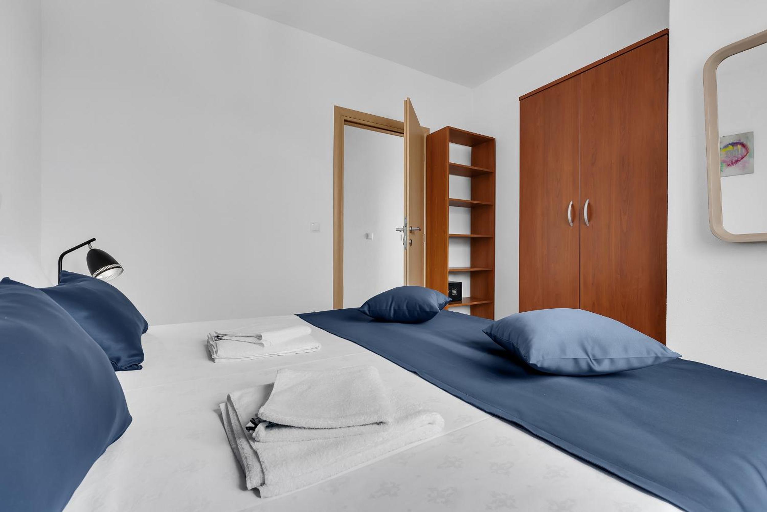 Apartments Lujnovic