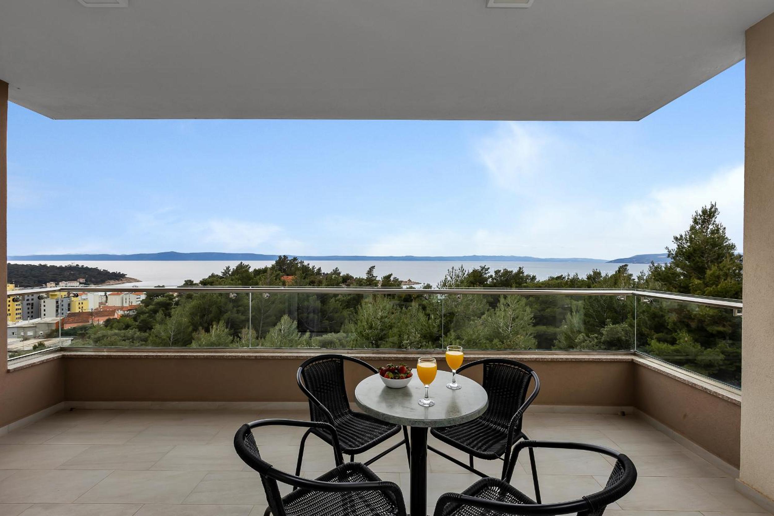 Apartments Lujnovic