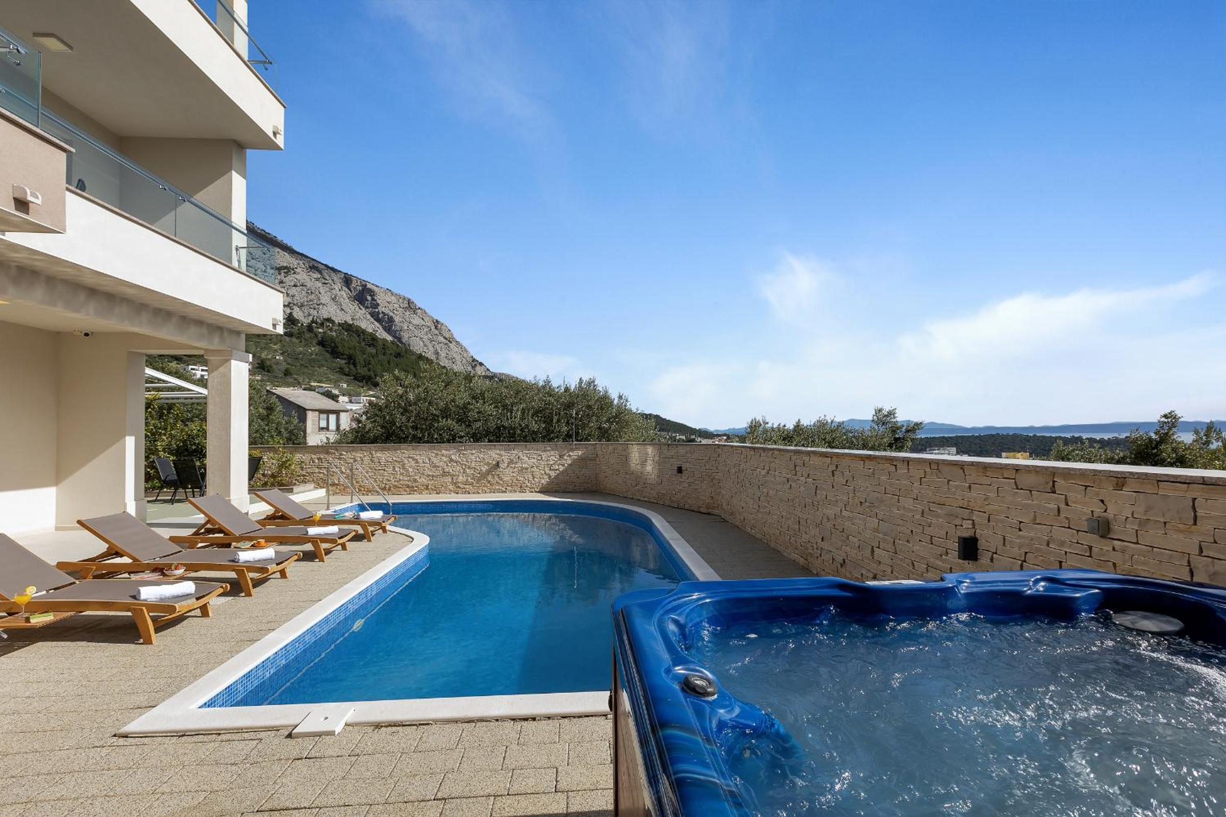 Apartments Lujnovic