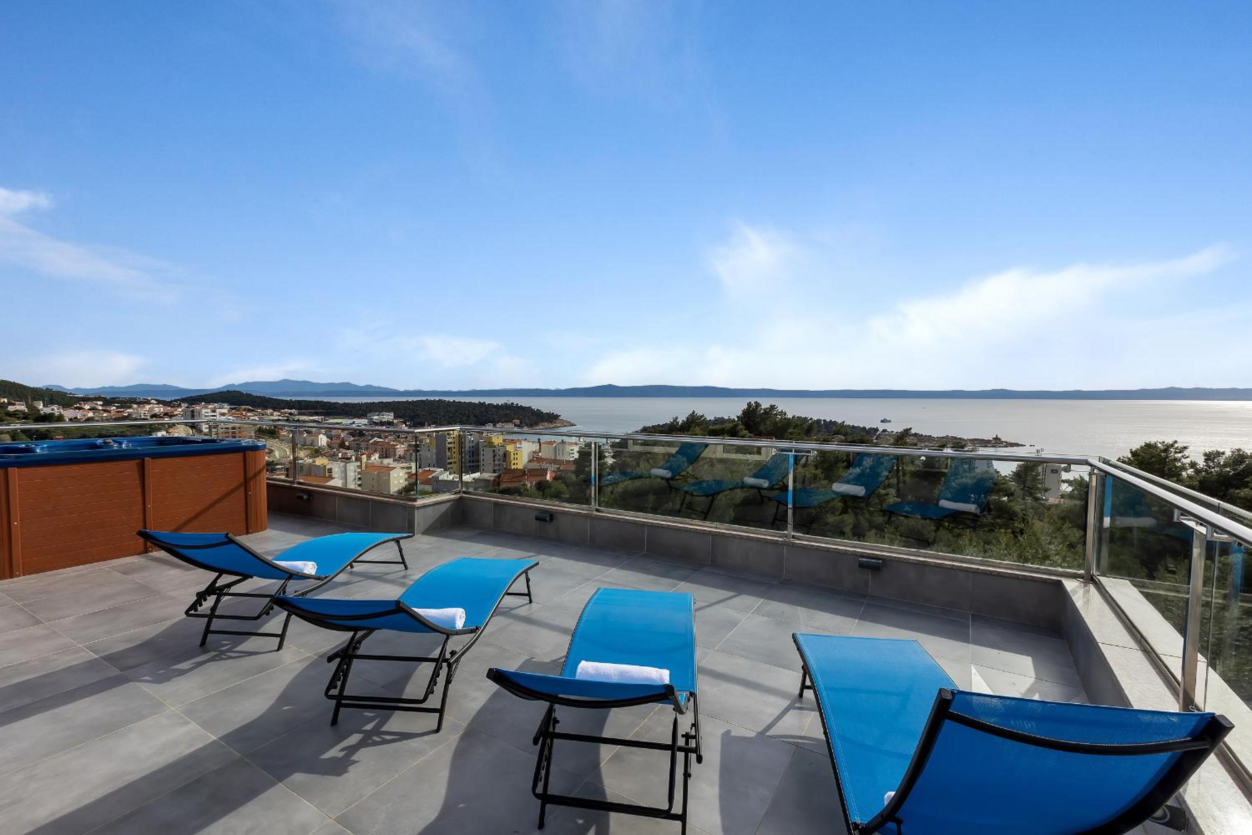 Apartments Lujnovic