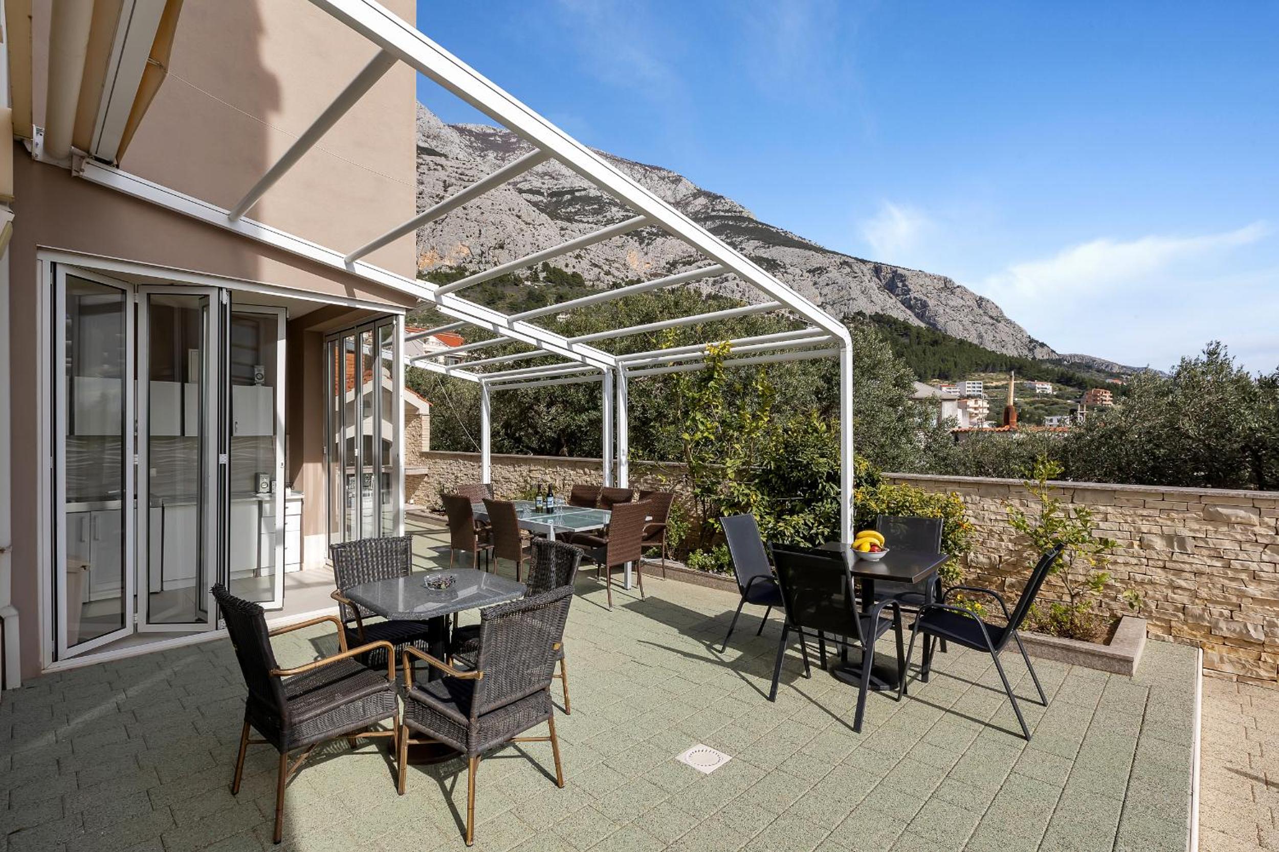Apartments Lujnovic