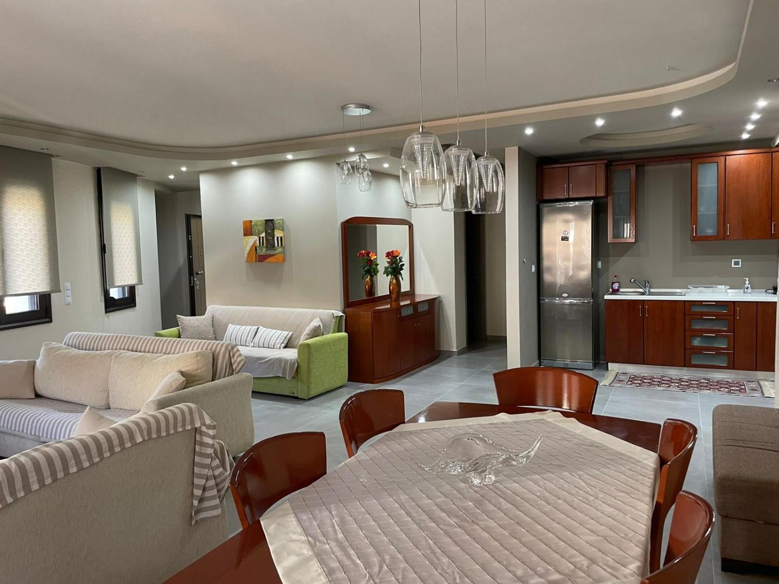 Aretousa - Center Luxury Suites 1 view 2