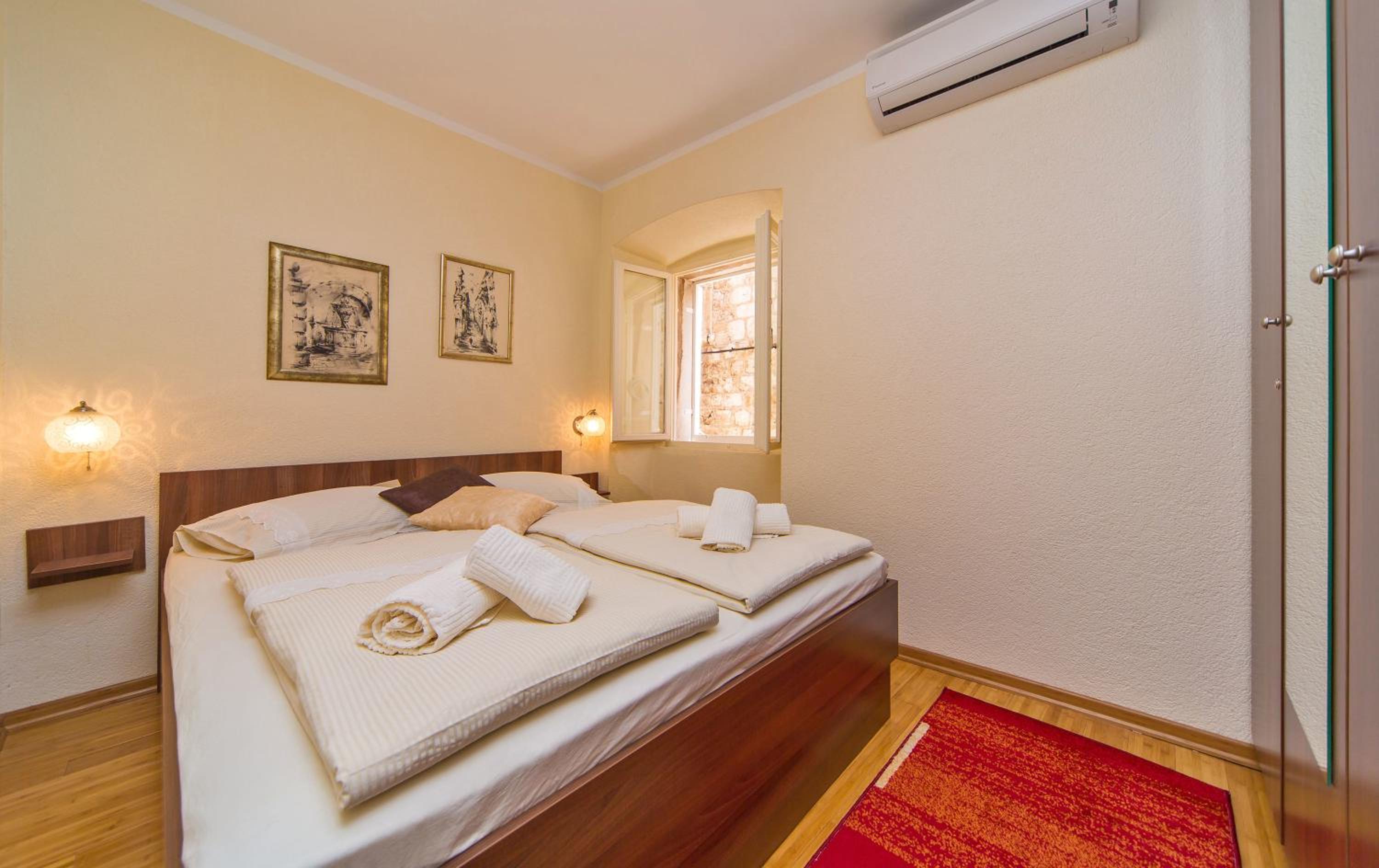Apartment Maru