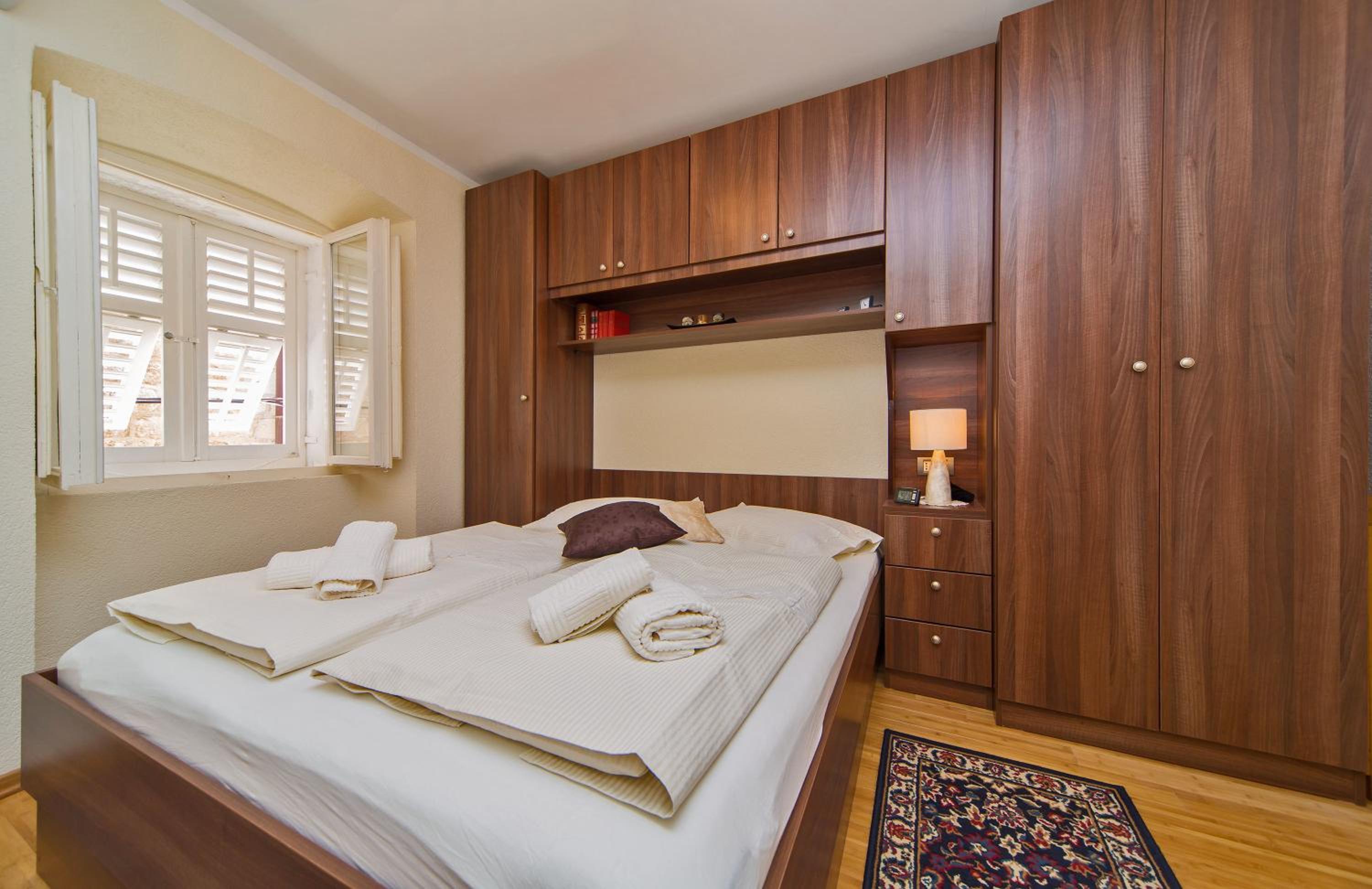 Apartment Maru