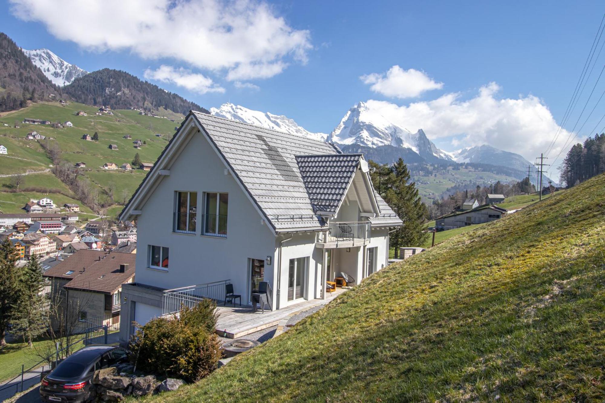 New Chalet with breathtaking views! view 2