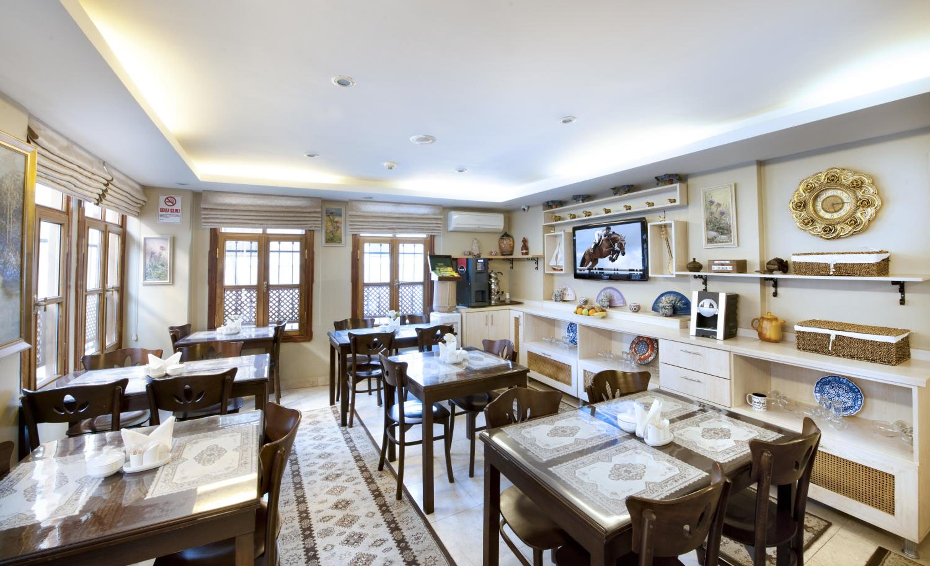 Sultan House - Image 56