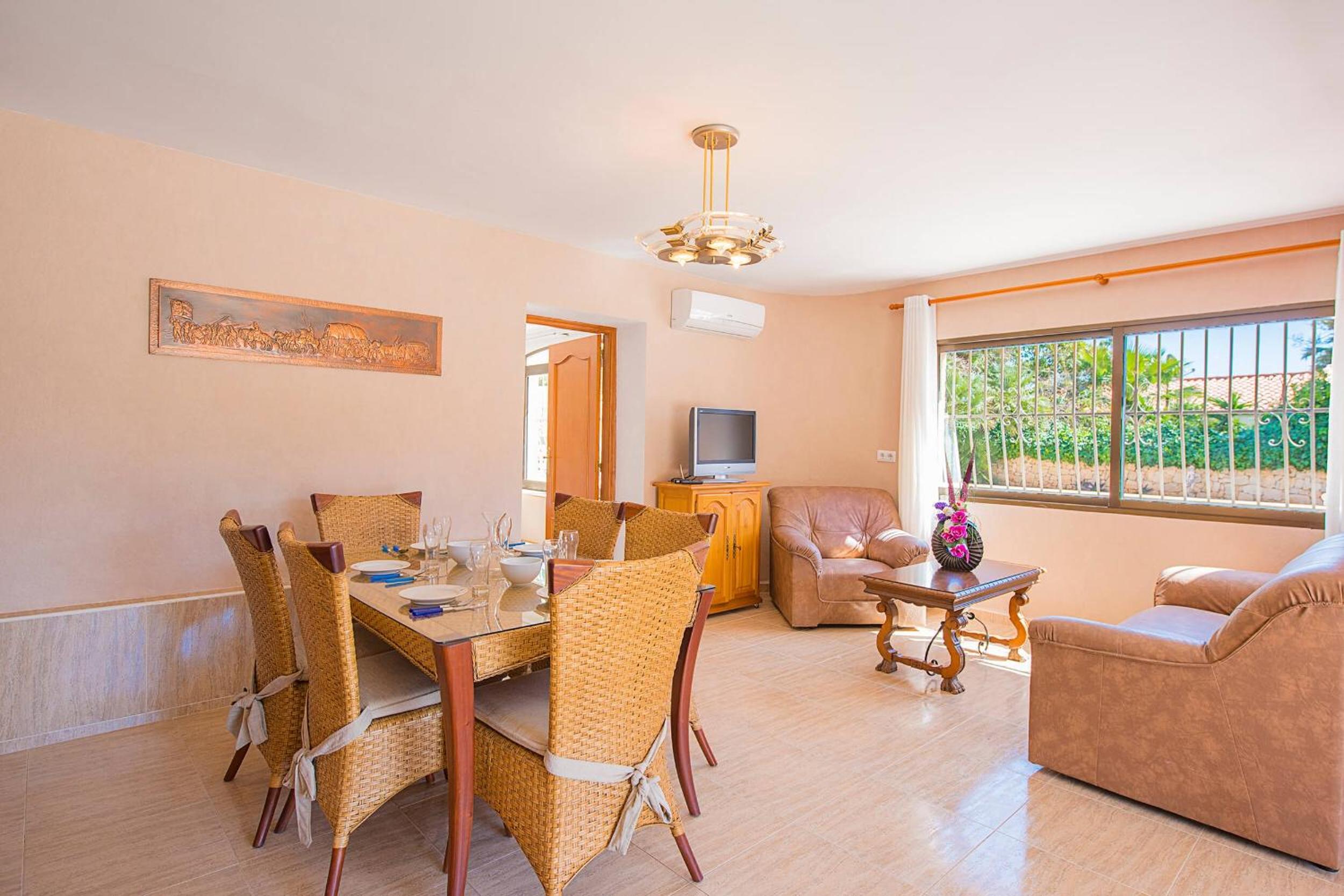 Villa Cronos - PlusHolidays view 2