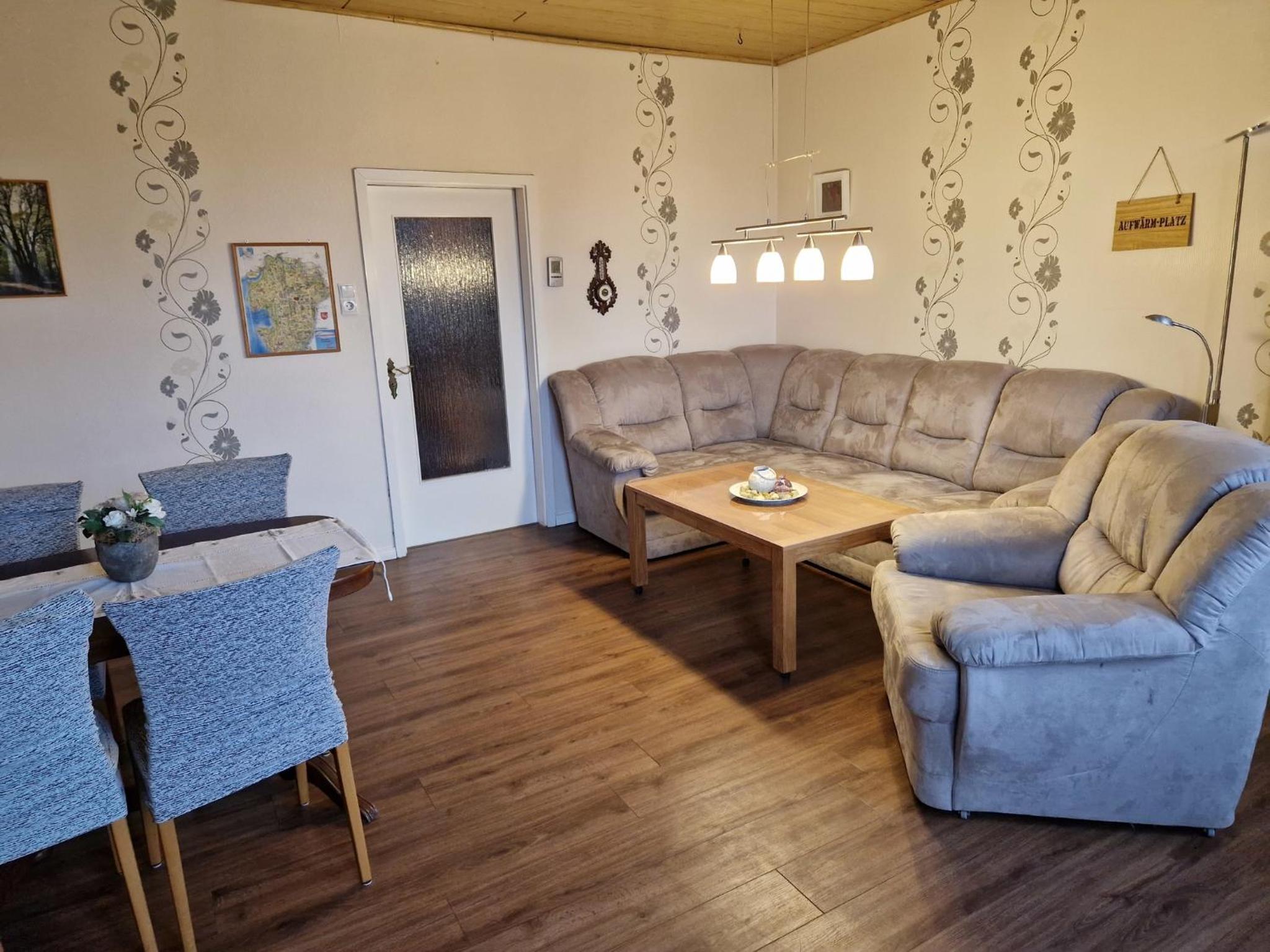 Großes Ferienhaus Nordhastedt 2- 6 Personen 16 km zur Nordsee 24 km Büsum 45km St Peter Ording