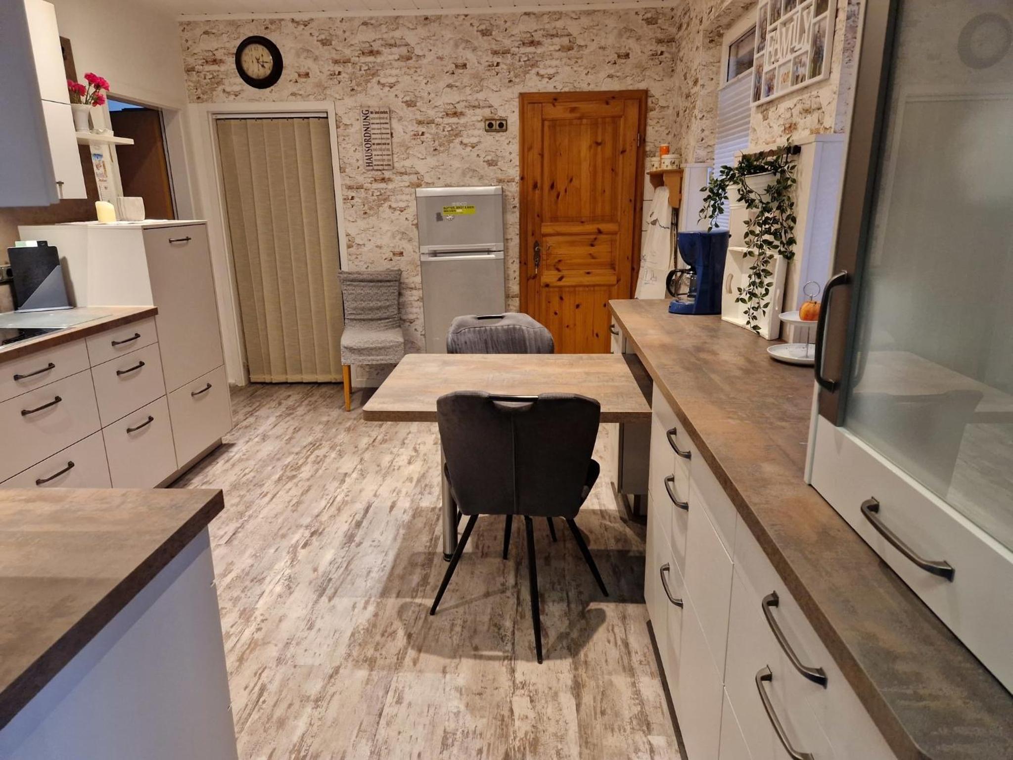 Großes Ferienhaus Nordhastedt 2- 6 Personen 16 km zur Nordsee 24 km Büsum 45km St Peter Ording