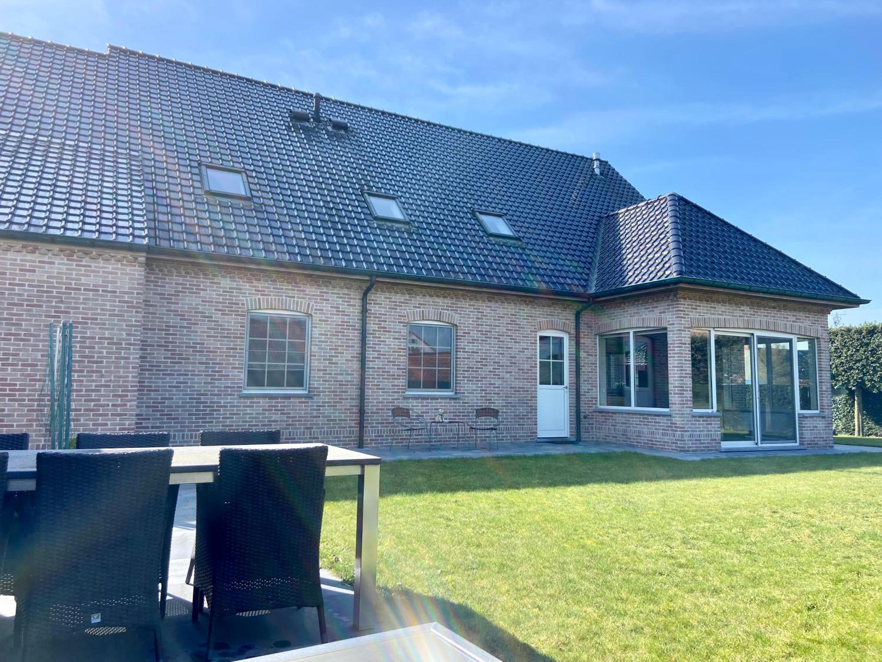 Hotel Ruime Vakantiewoning Tot 14pers. Met Jacuzzi & Zwemvijver