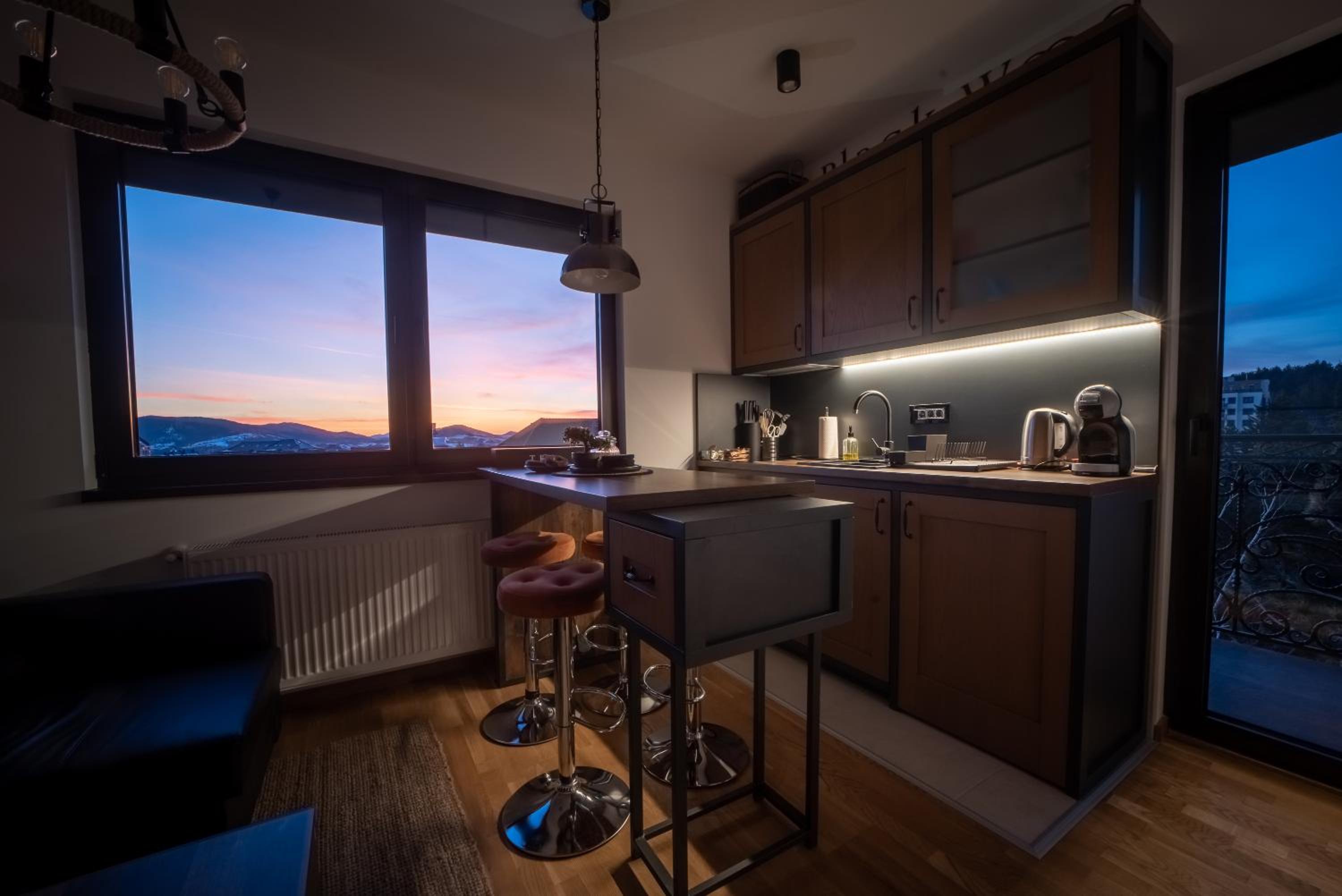 BlackWood Apartment Zlatibor view 3