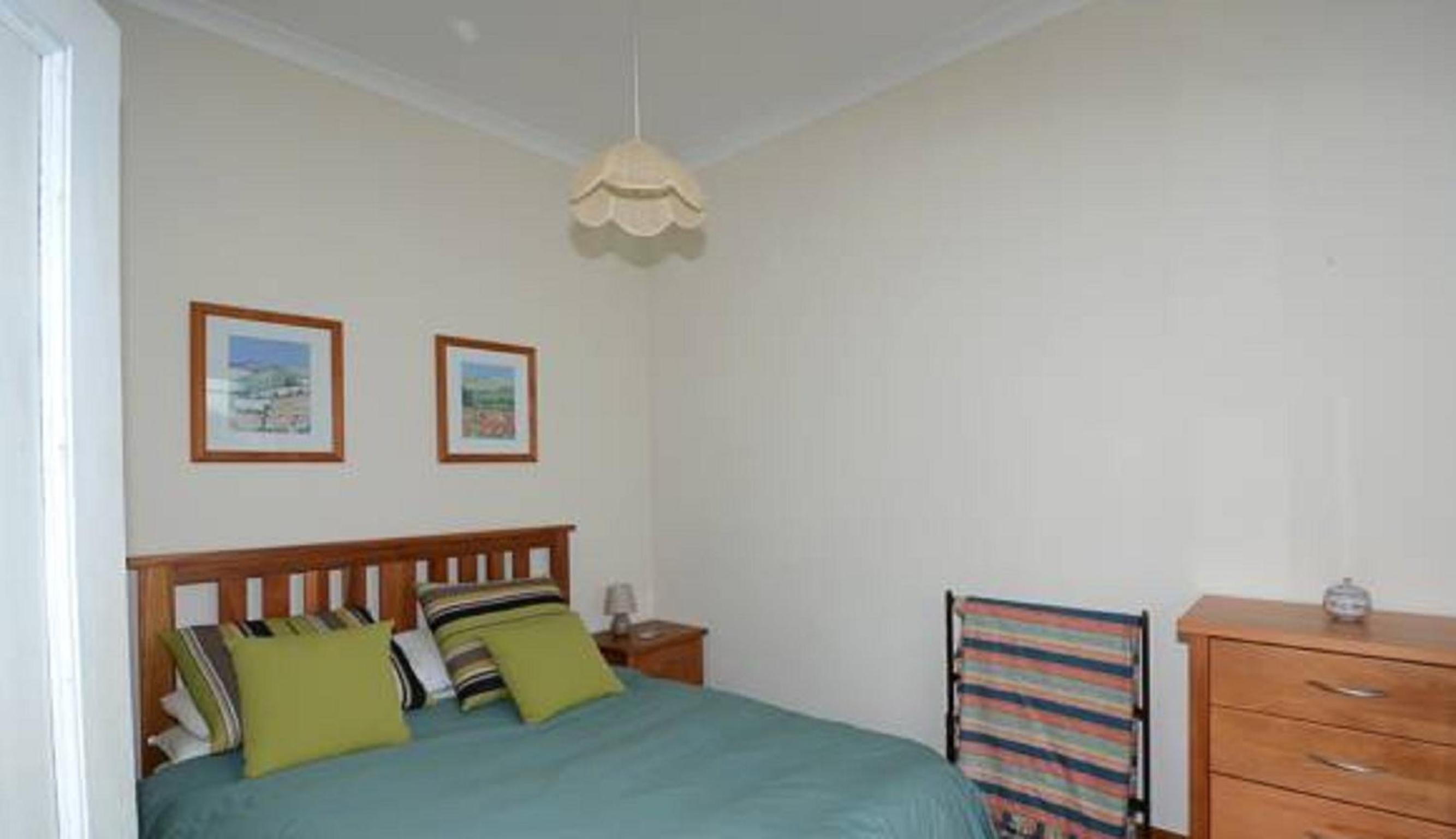 India House & Ica Whare in Whareama, Nr Riversdale Beach view 5