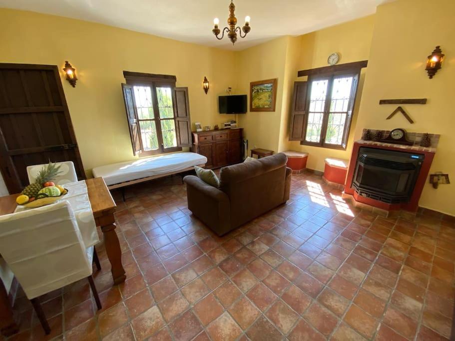 Ground floor apartment "CEZANNE", with spectacular pool in rural holiday park FINCA EL MORALEJO photo 5