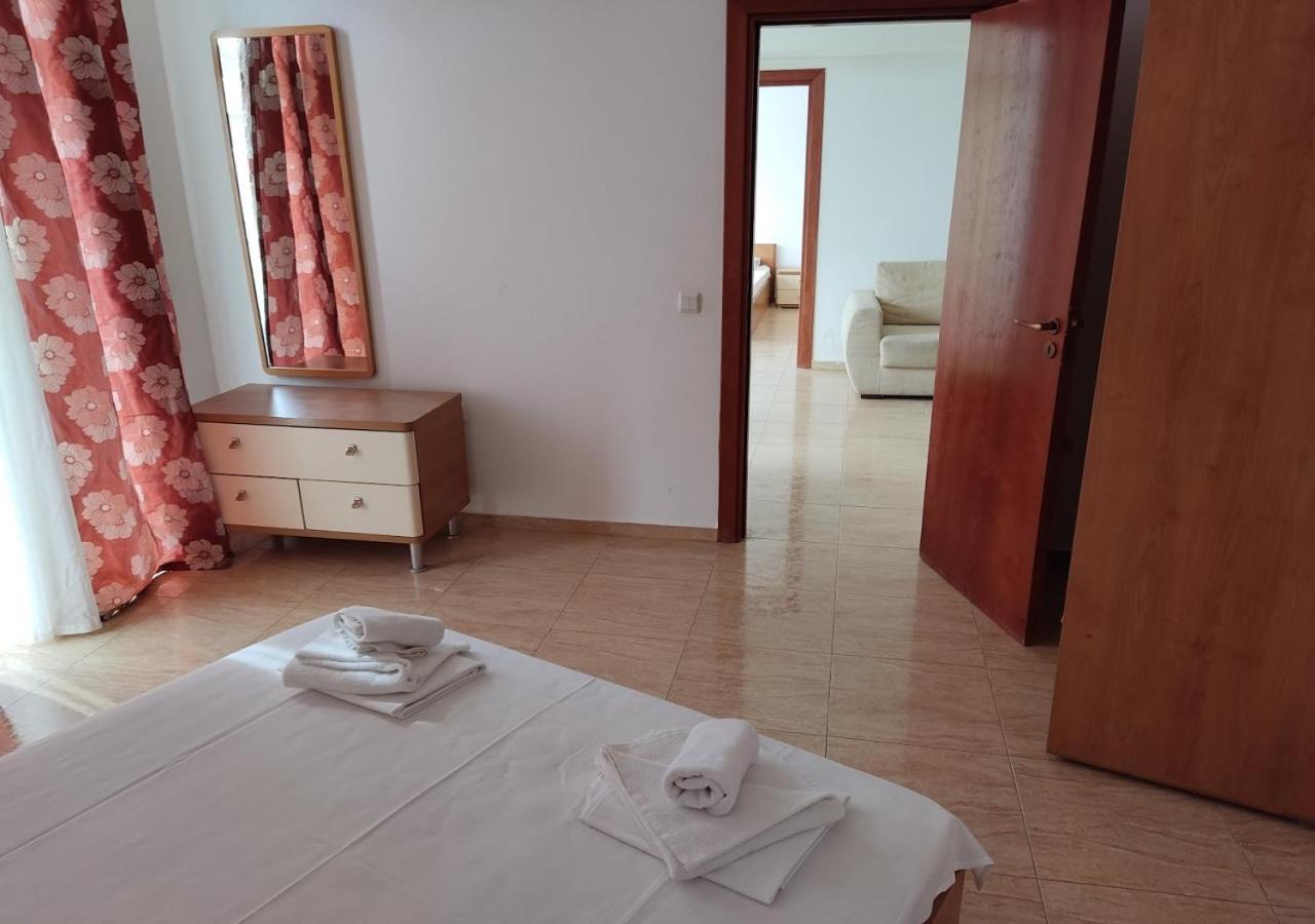 Grahams Spacious 2 bed apart for Rent at Sunny Beach