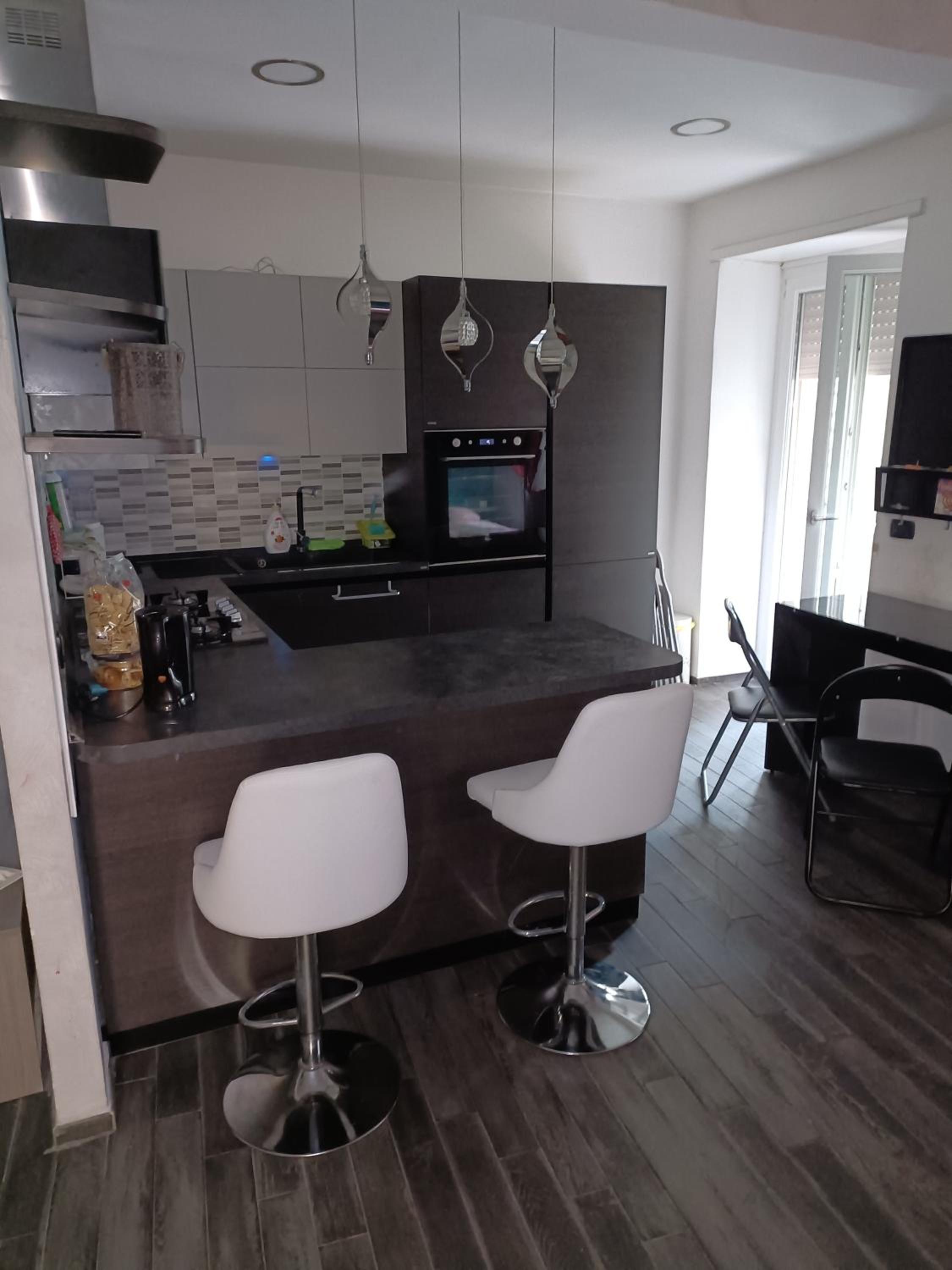 Nathan House,Teano en Rome — kitchen
