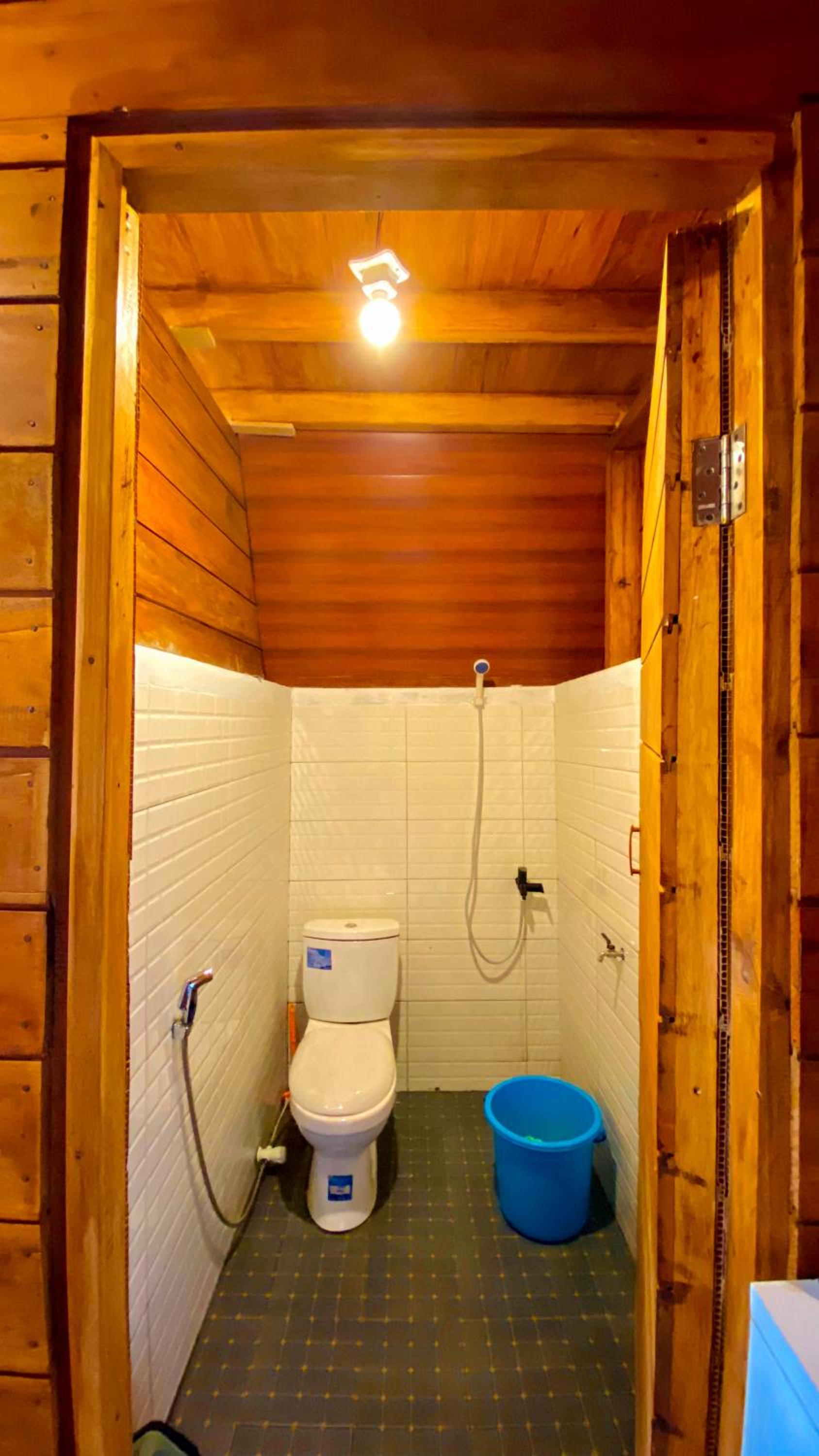 Godieng Cabin