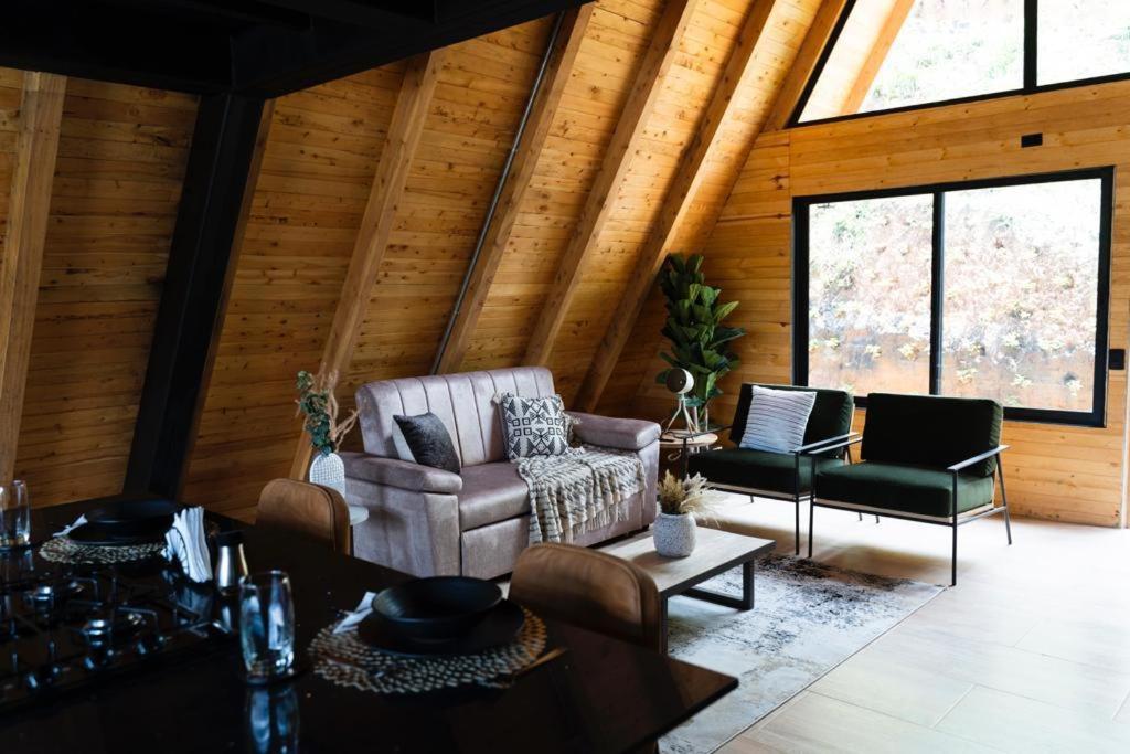 GRETEL CHALETS SUIZO