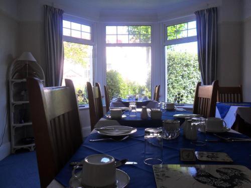 Cleave Court Guest House