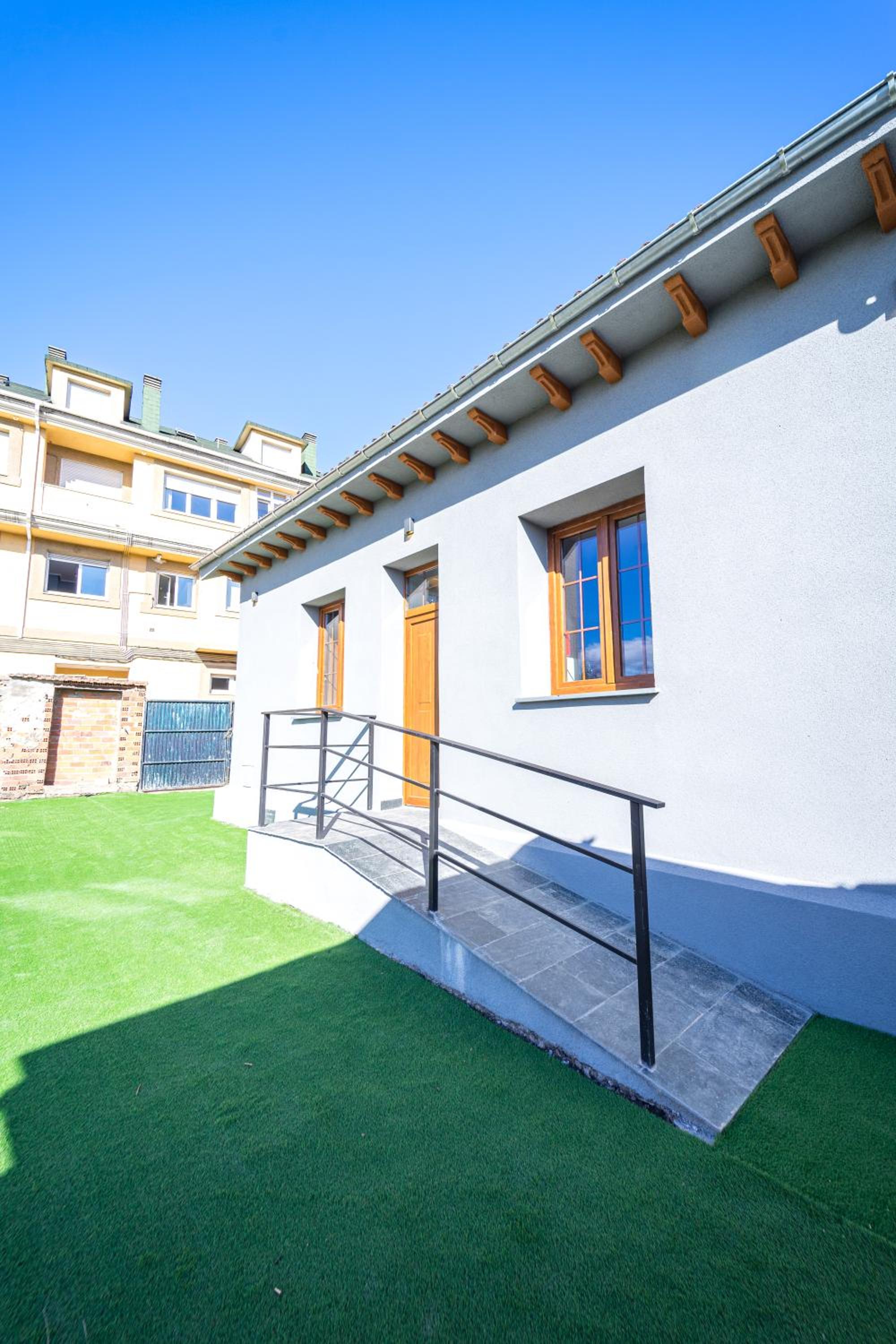 Villa Covadonga by beBalmy