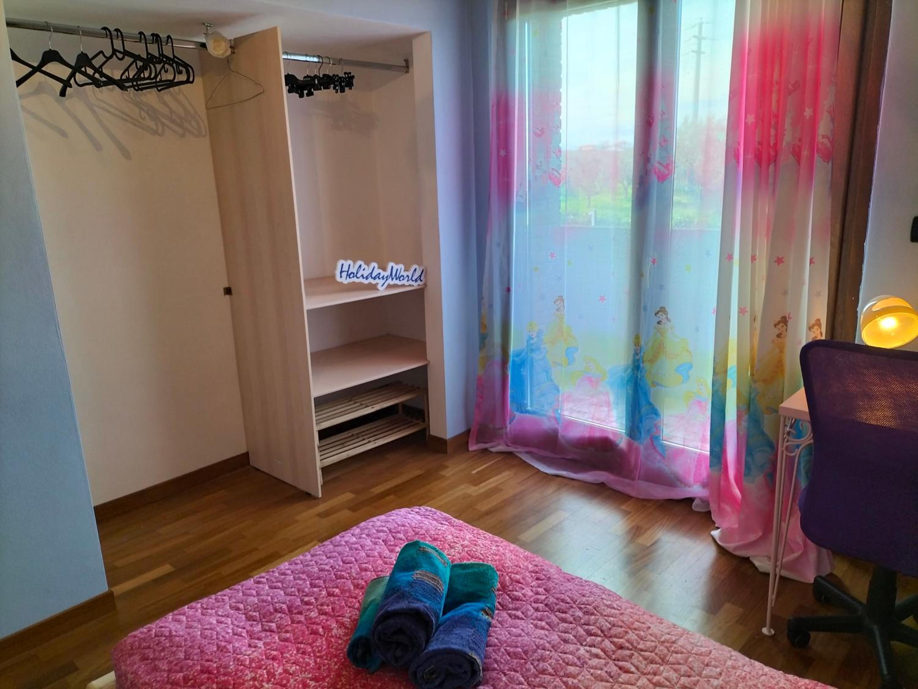 Photo 41