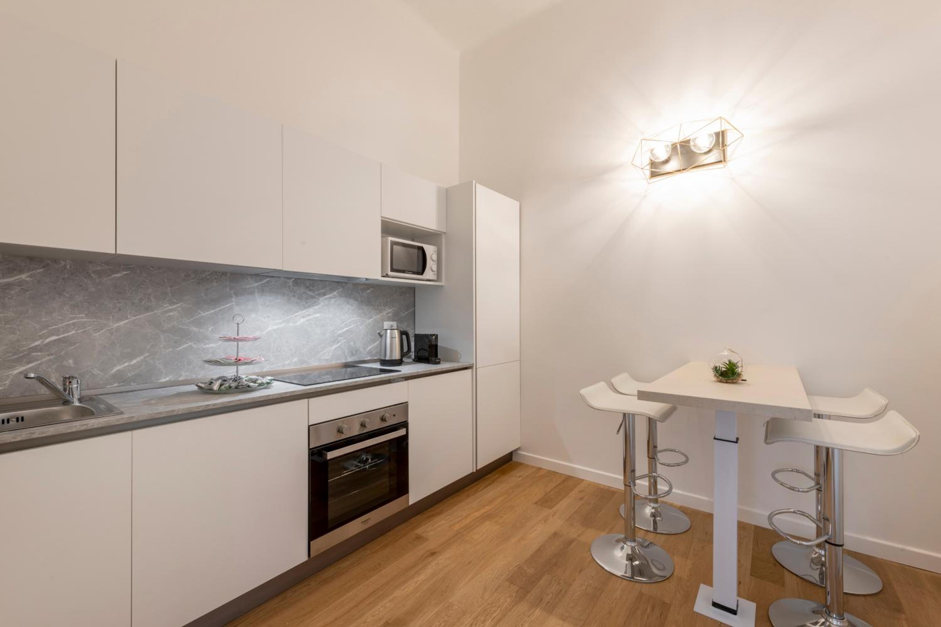 Milan Royal Suites - Centro Cadorna