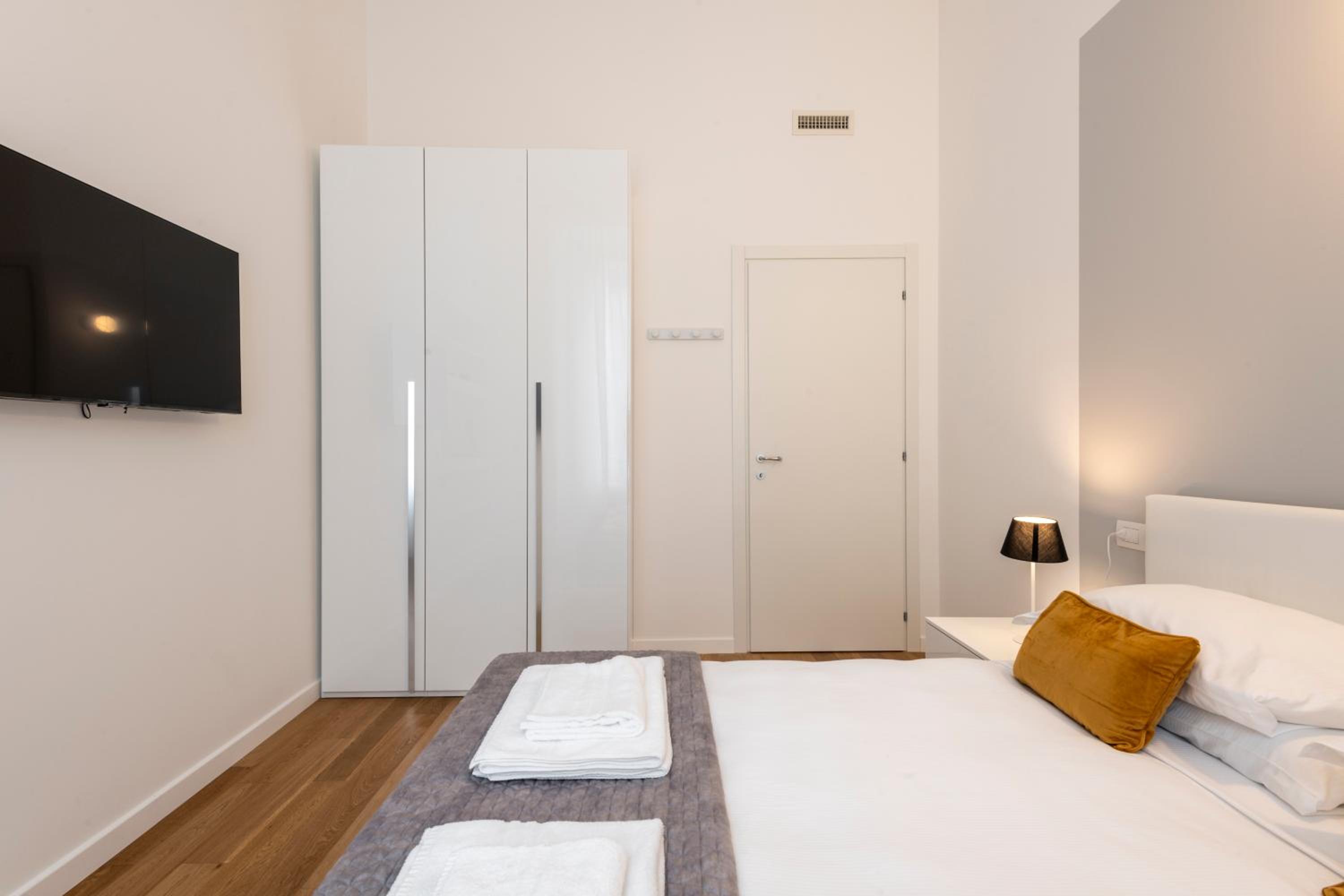 Milan Royal Suites - Centro Cadorna