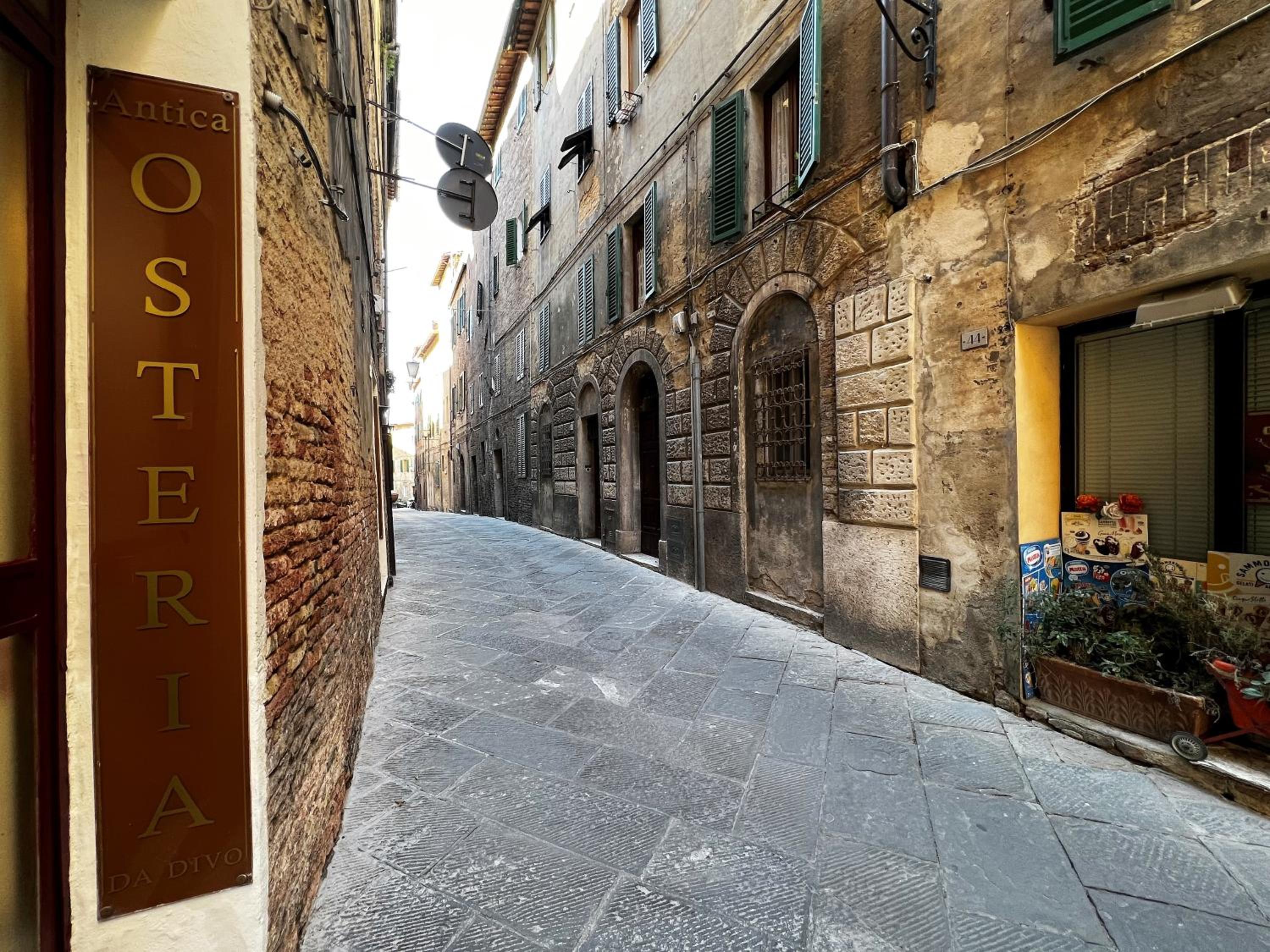 LA CASINA IN VIA FRANCIOSA