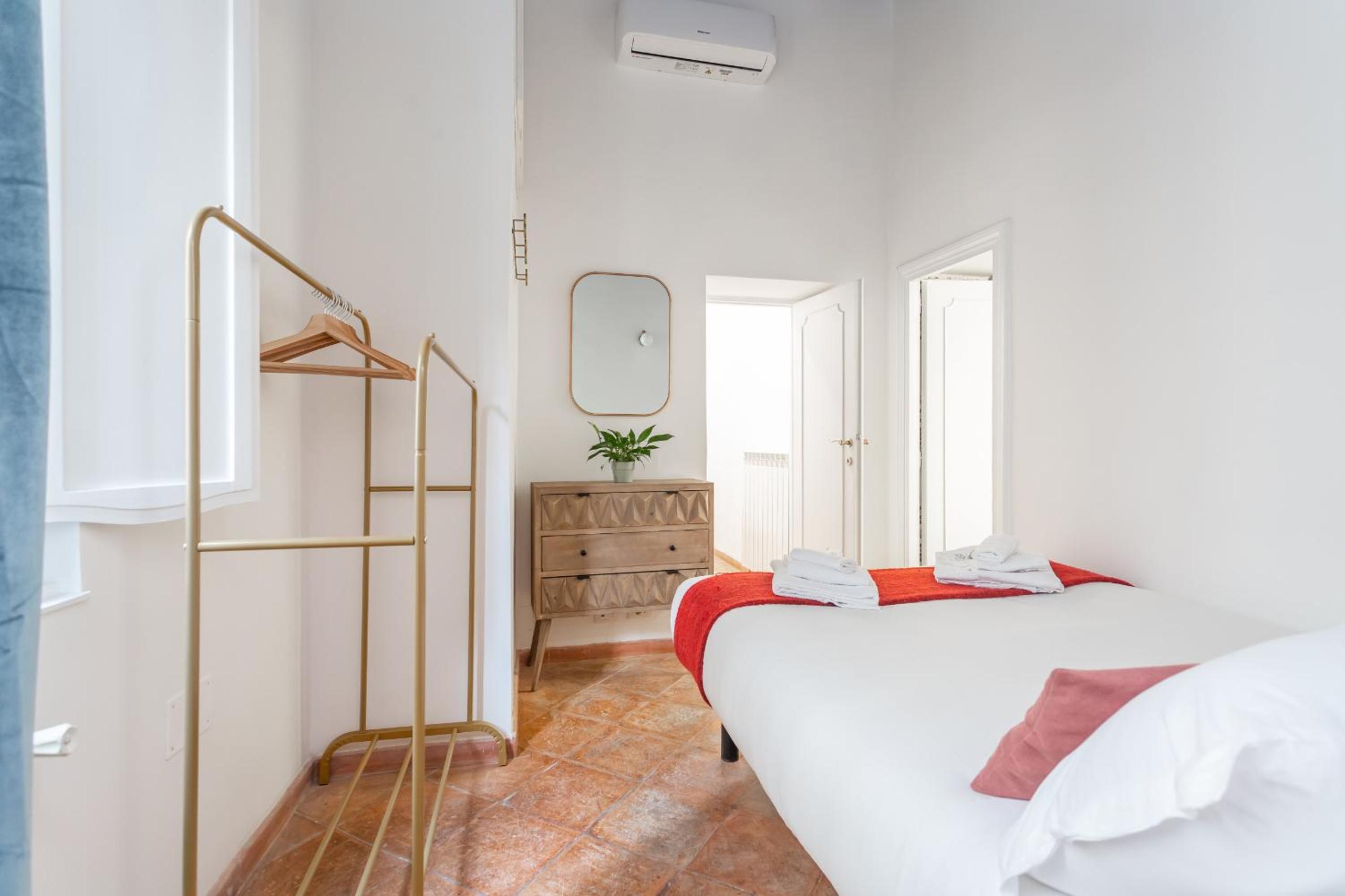 Barberini 3 BDR Apartment