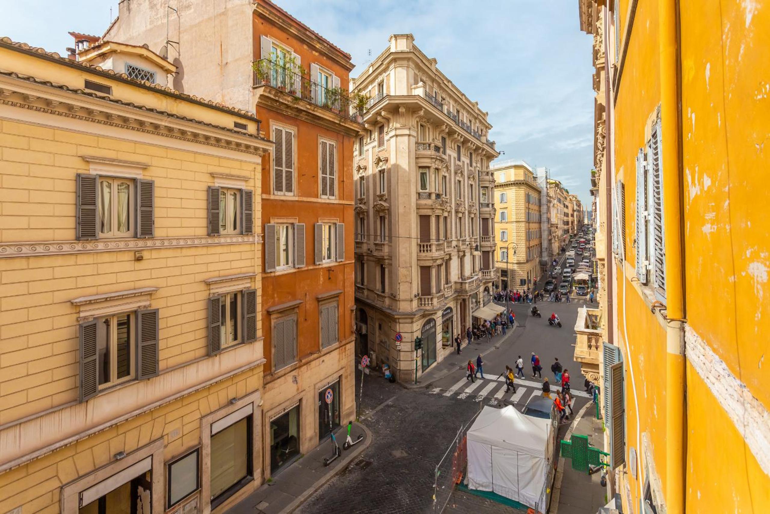Barberini 3 BDR Apartment
