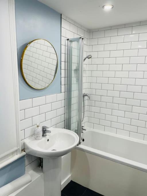 Seafront Basement Family Flat