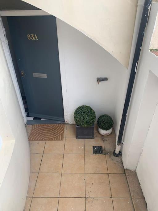 Seafront Basement Family Flat